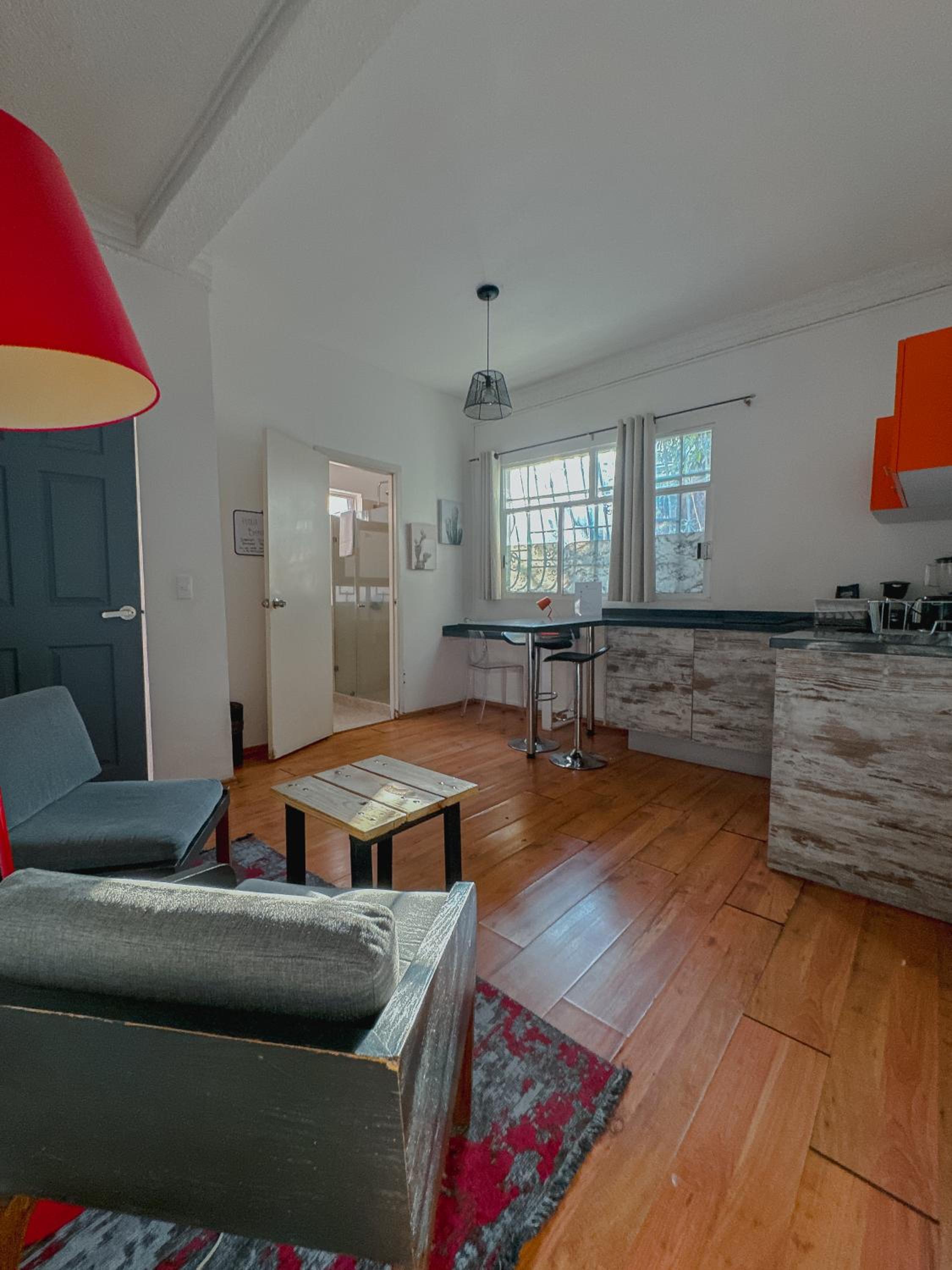 Distrito Condesa Rooms and Studios