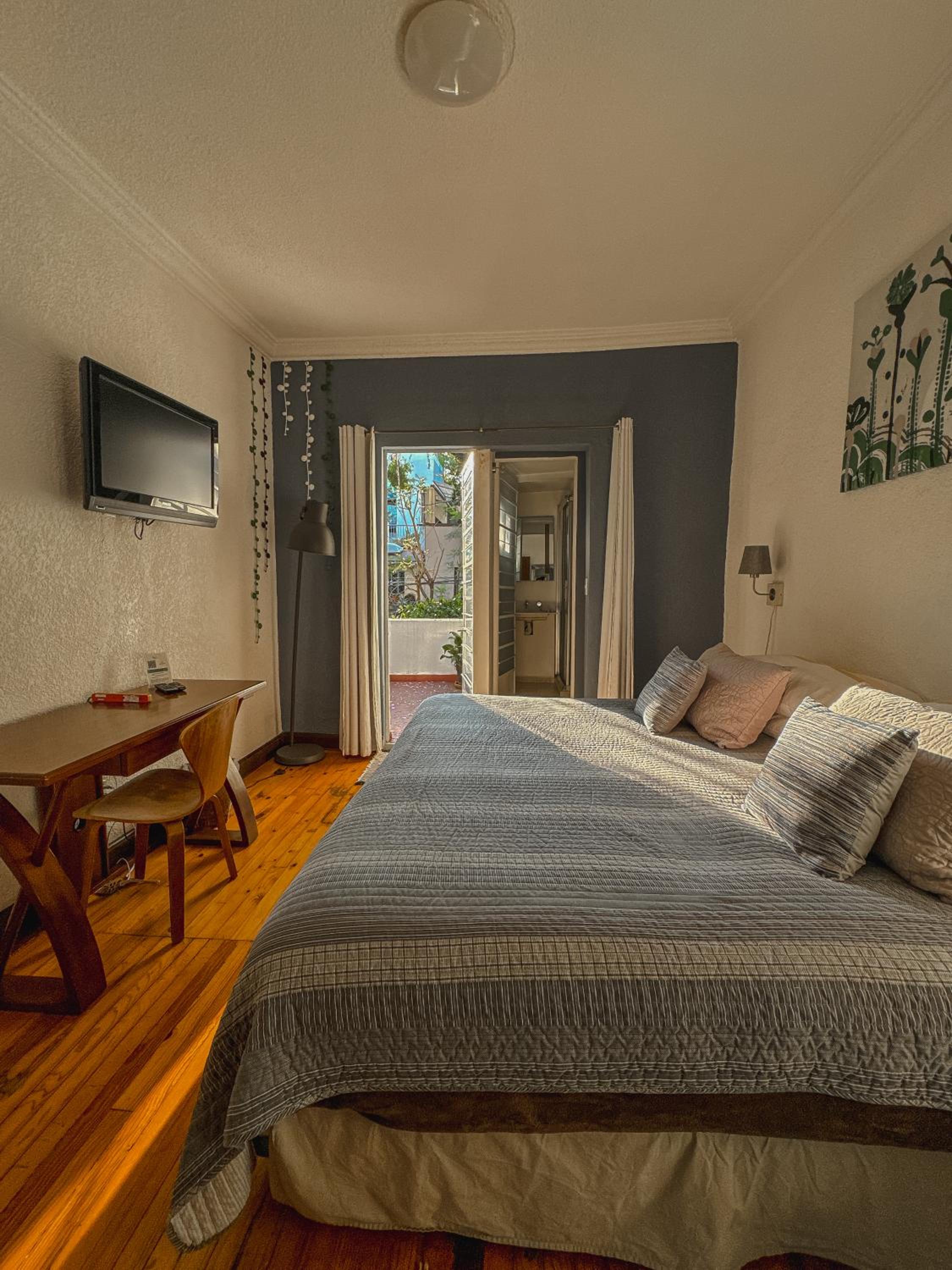 Distrito Condesa Rooms and Studios