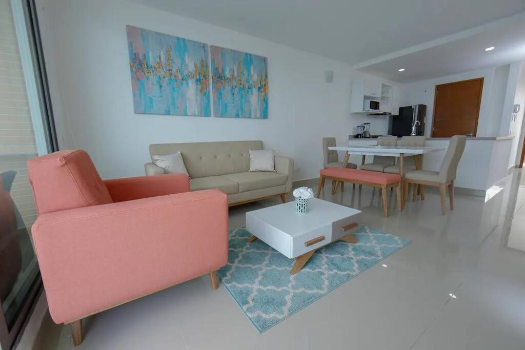 Apartamento lujoso frente al mar