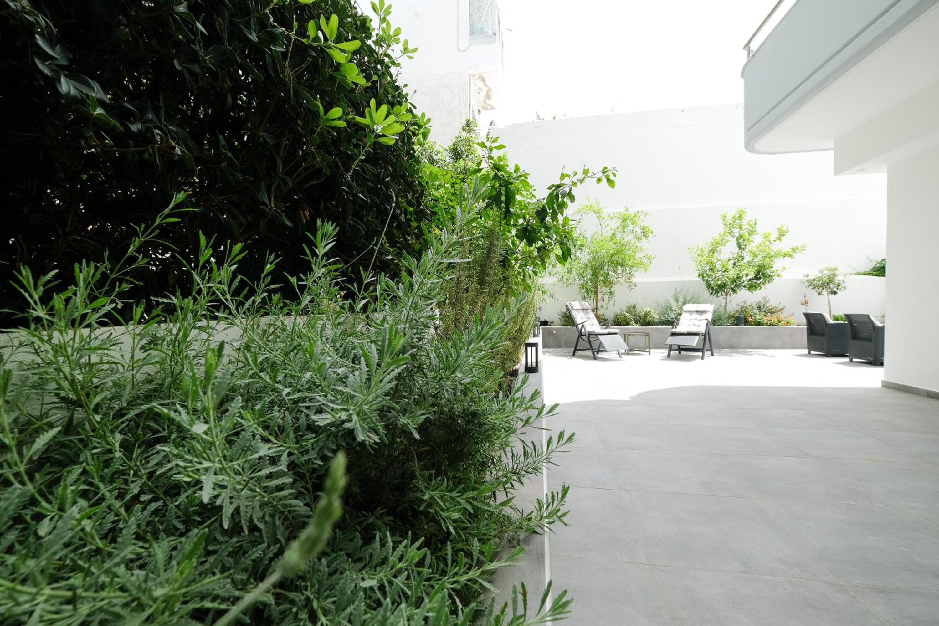 Rhodes Retreat: Modern Comfort in Serene Luxury view 5