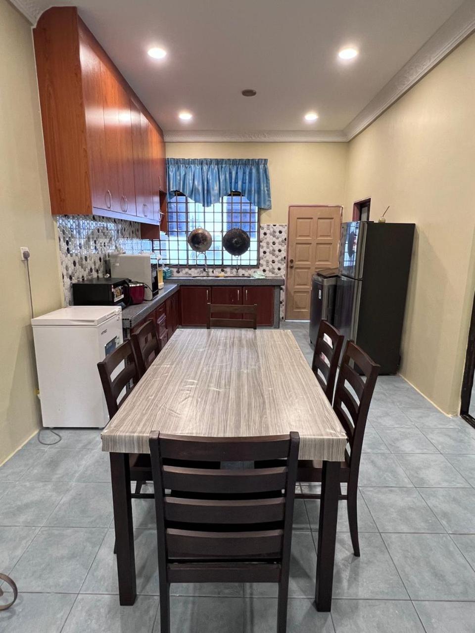 Muhibbah Homestay 2, Jalan Pantai Telok Kemang photo 4