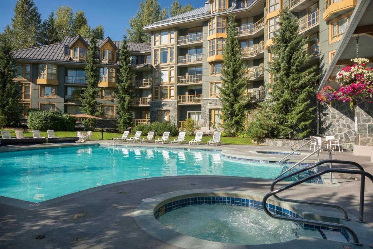 Mid Century Modern - Studio w Pool & Hot Tub