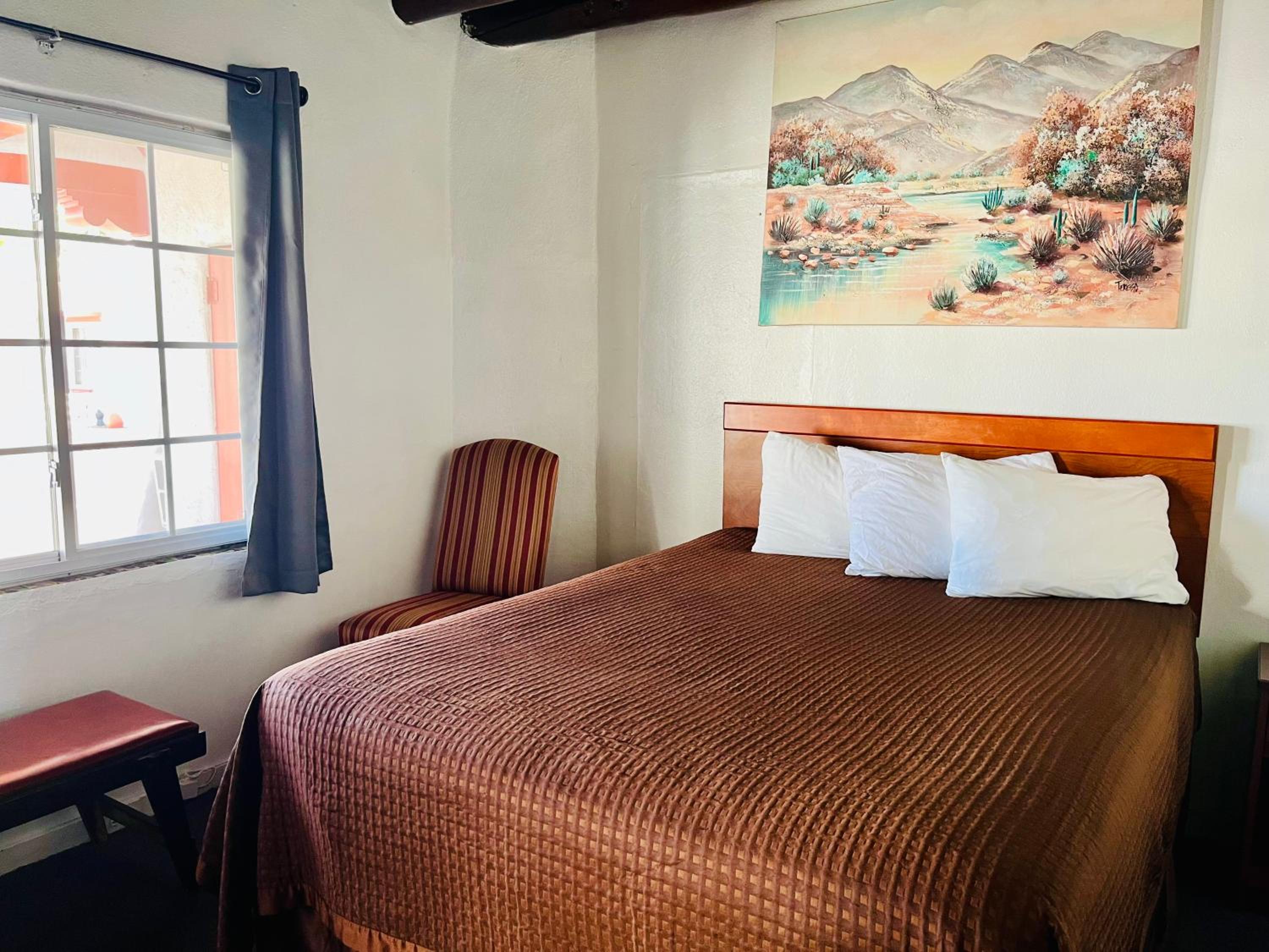 Cottonwood Court Motel