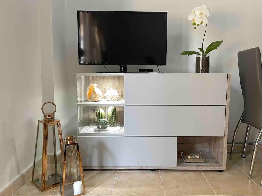 NAVIE GARDEN Getaway Peraia apartment near to beach - Property Image 33