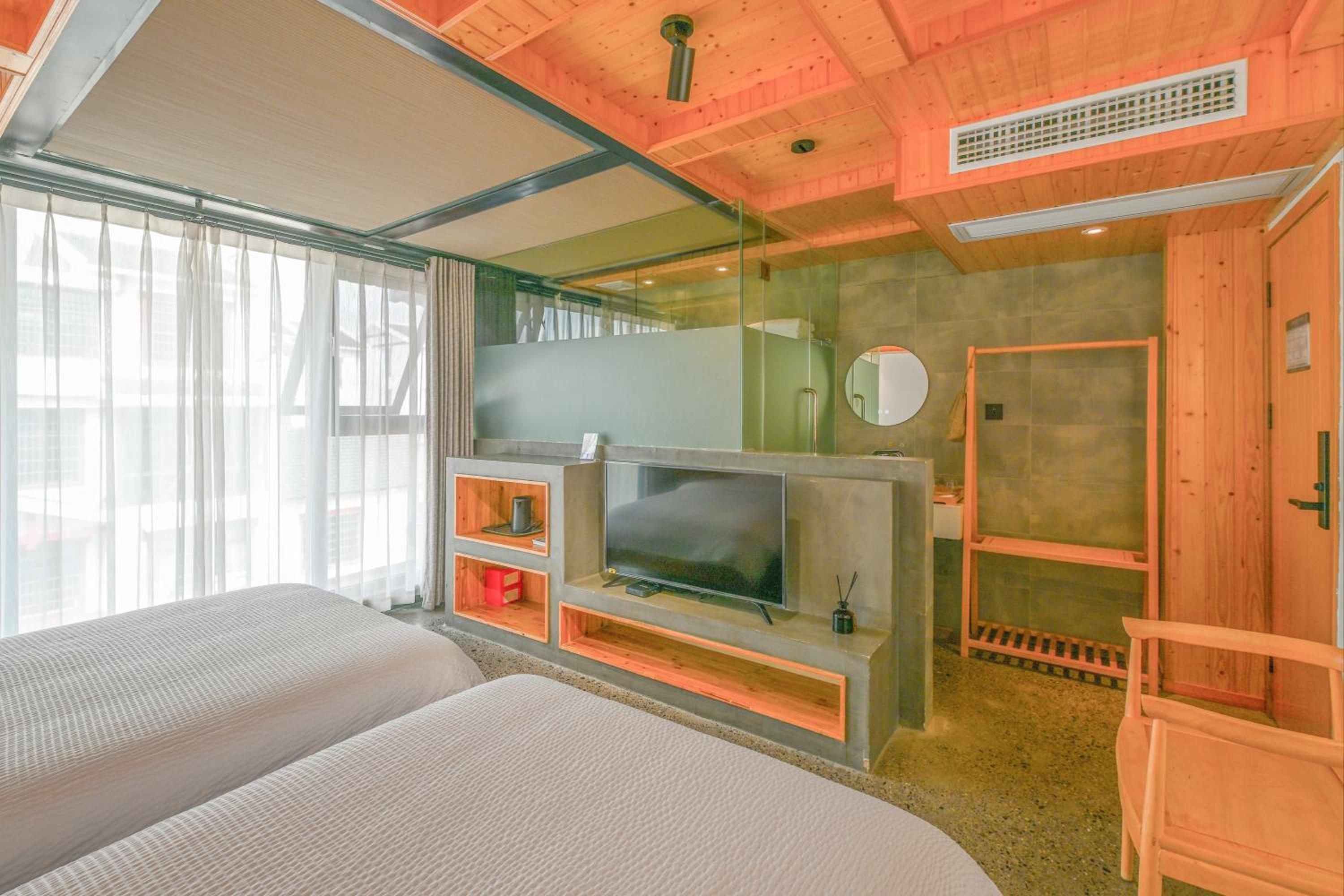 Tianmen Boutiqu Hotel-Free pickup-English services-Near the Tianmen Cableway