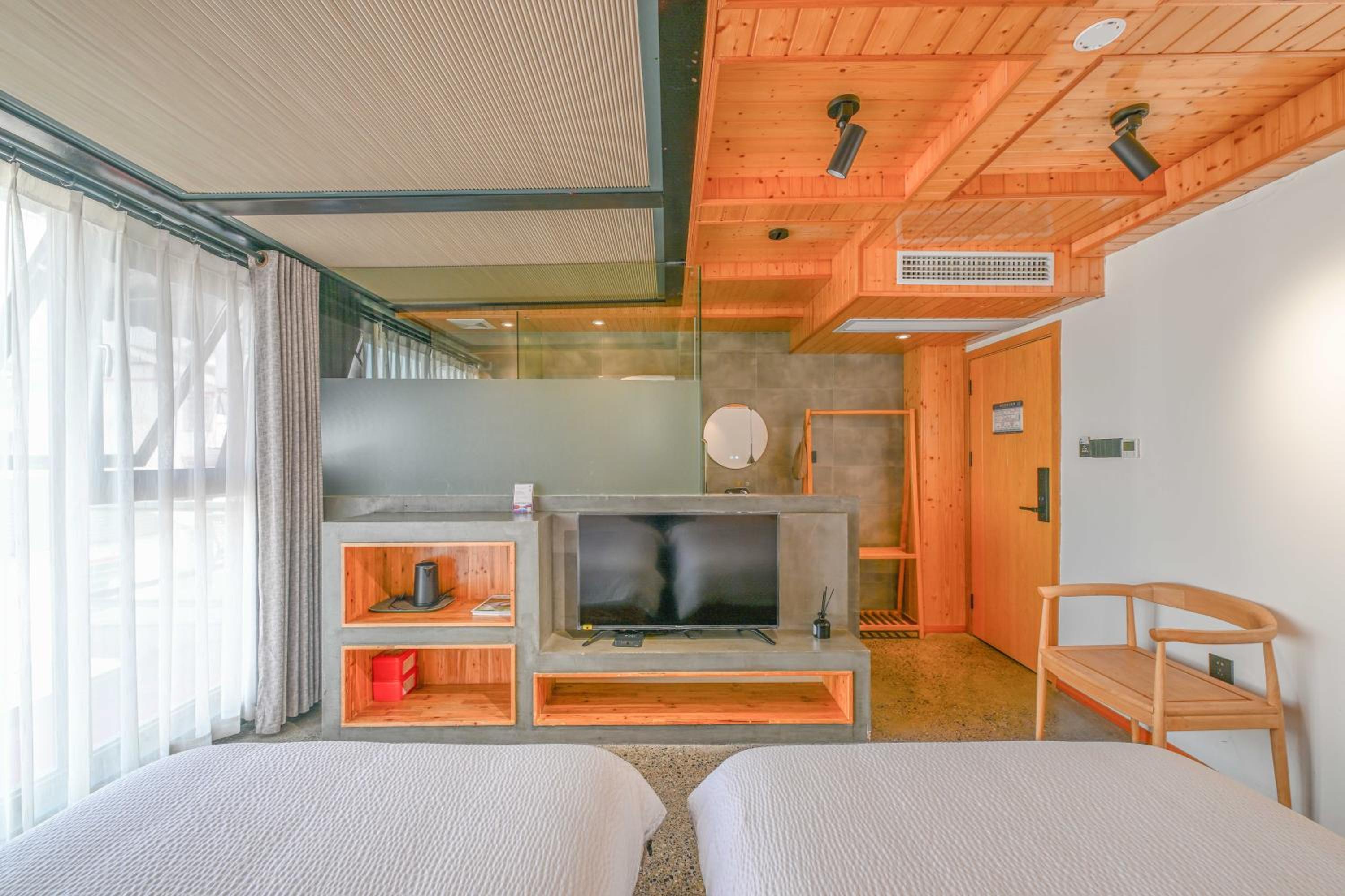 Tianmen Boutiqu Hotel-Free pickup-English services-Near the Tianmen Cableway