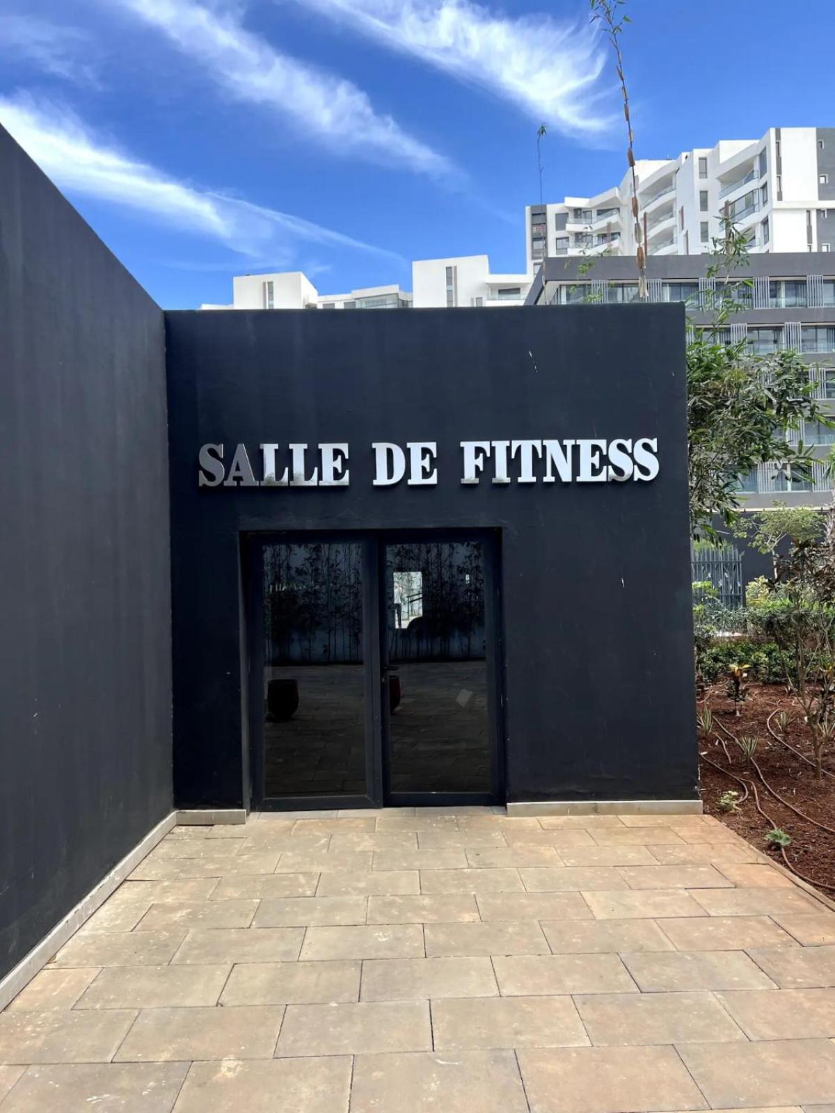 Luxueux Studio avec jacuzzi et salle de sport