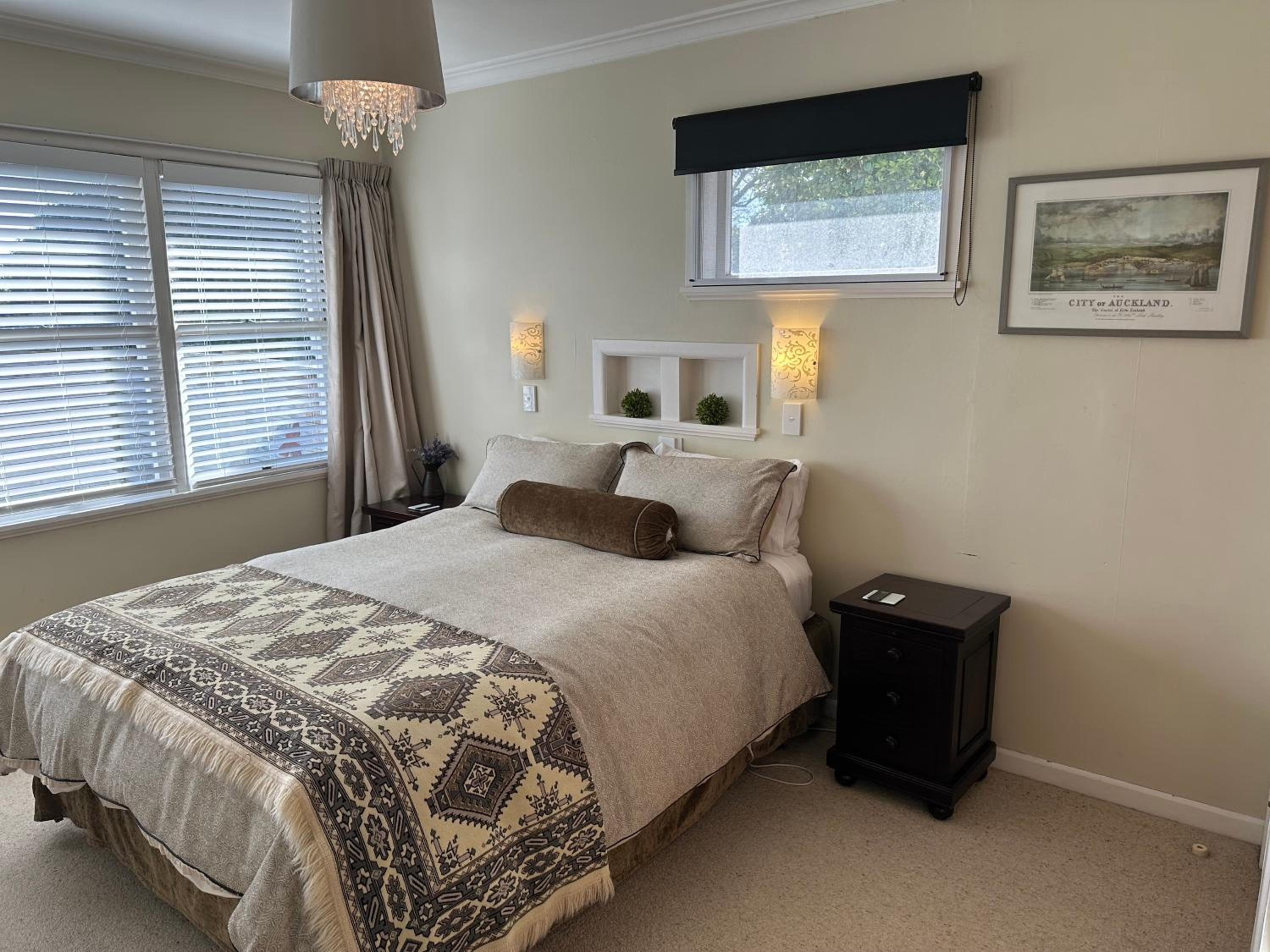 Cambridge Cottage - Self Catering Holiday House view 3