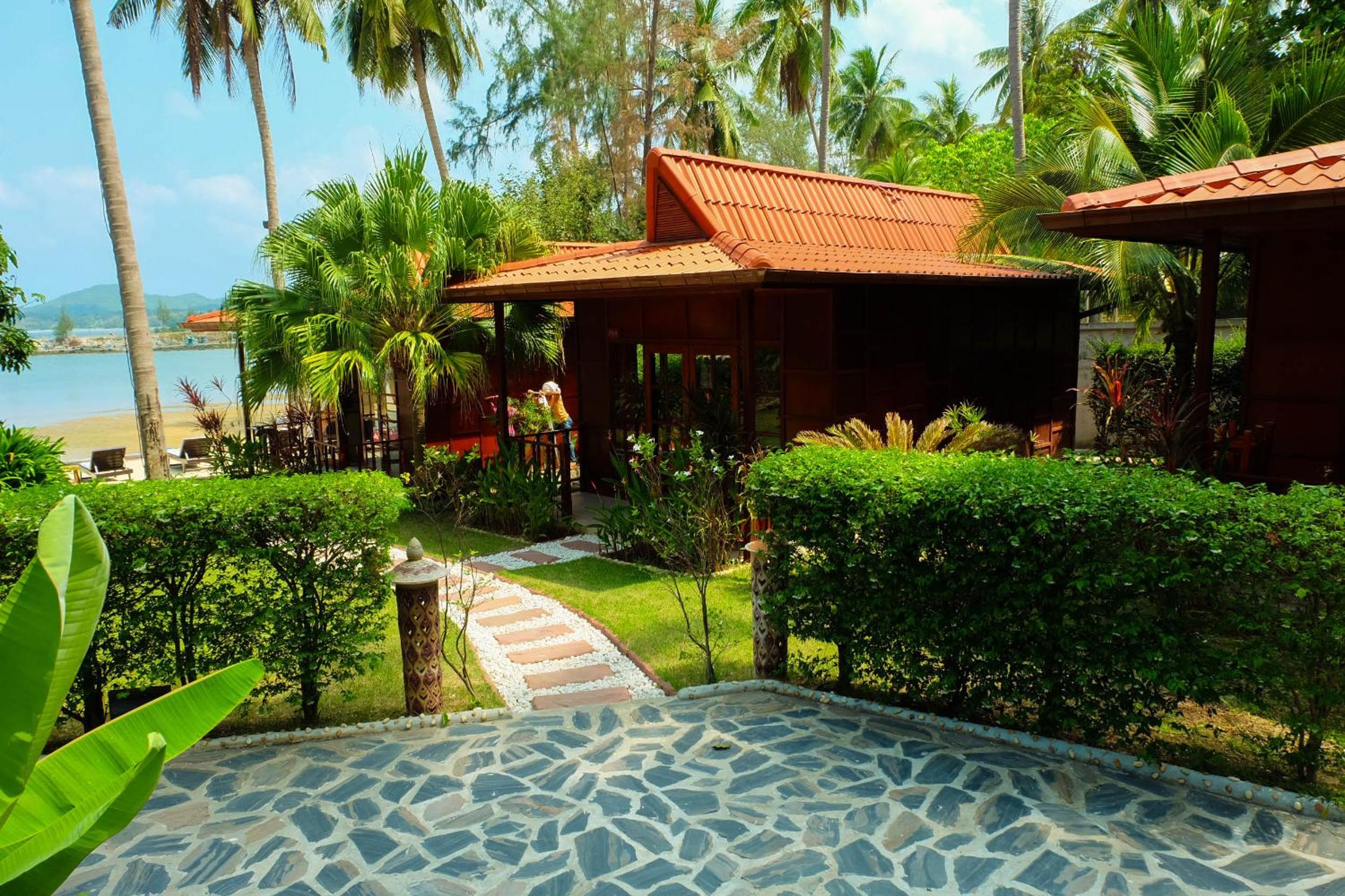 Cyana Resort