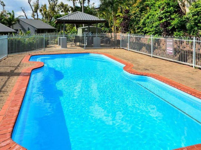 Sunset Waters Apartments