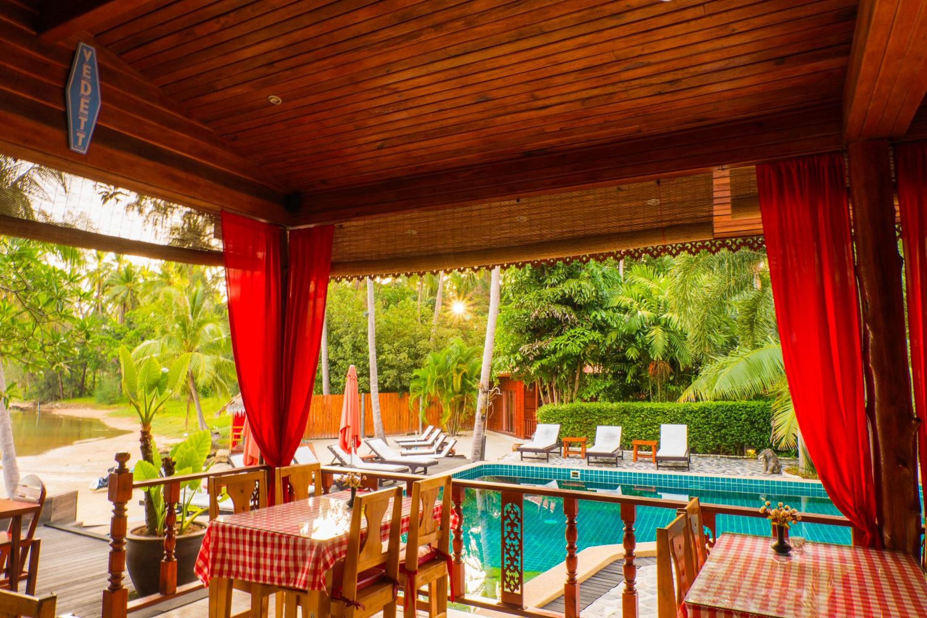 Cyana Resort