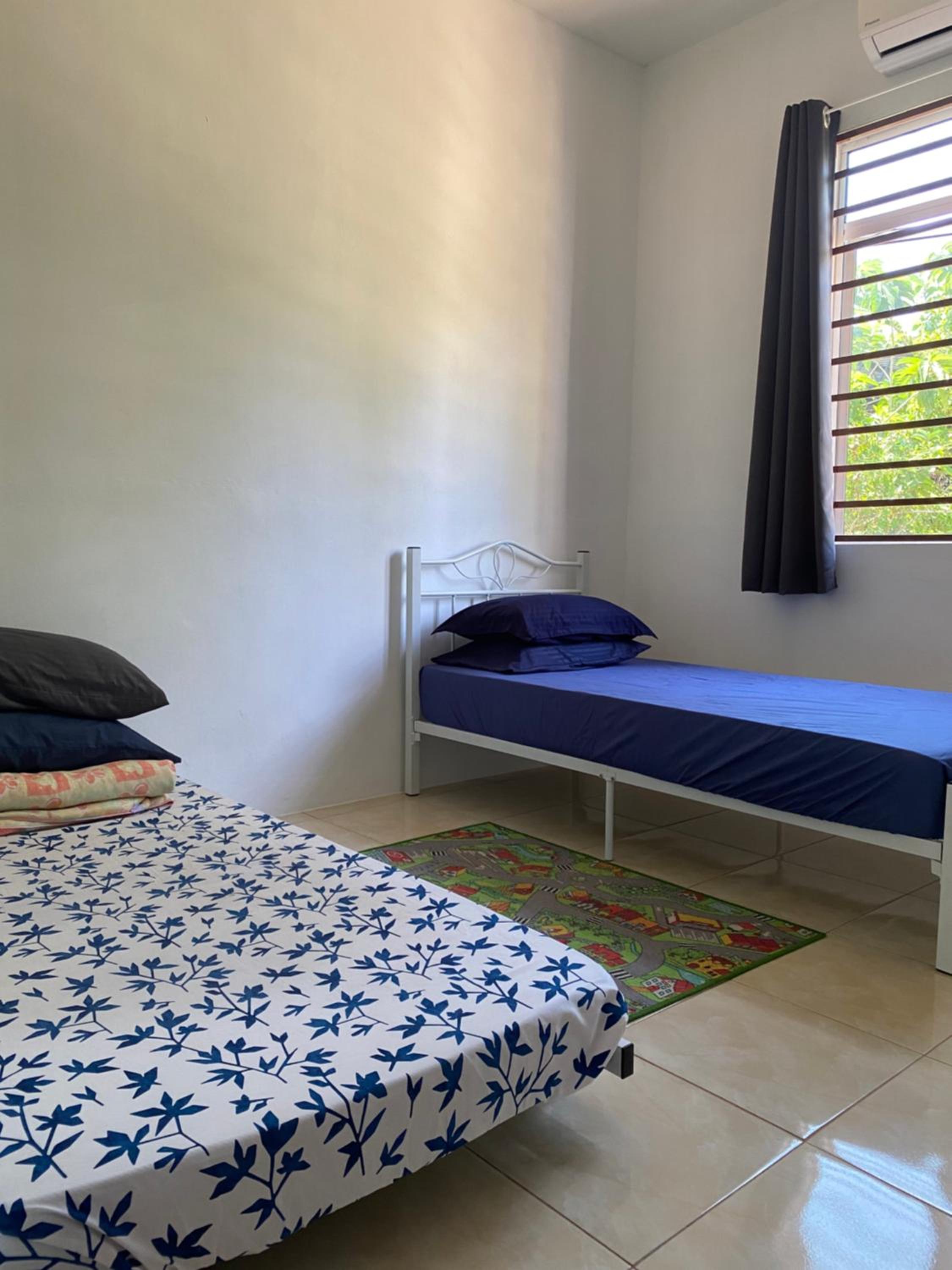Azfar Homestay