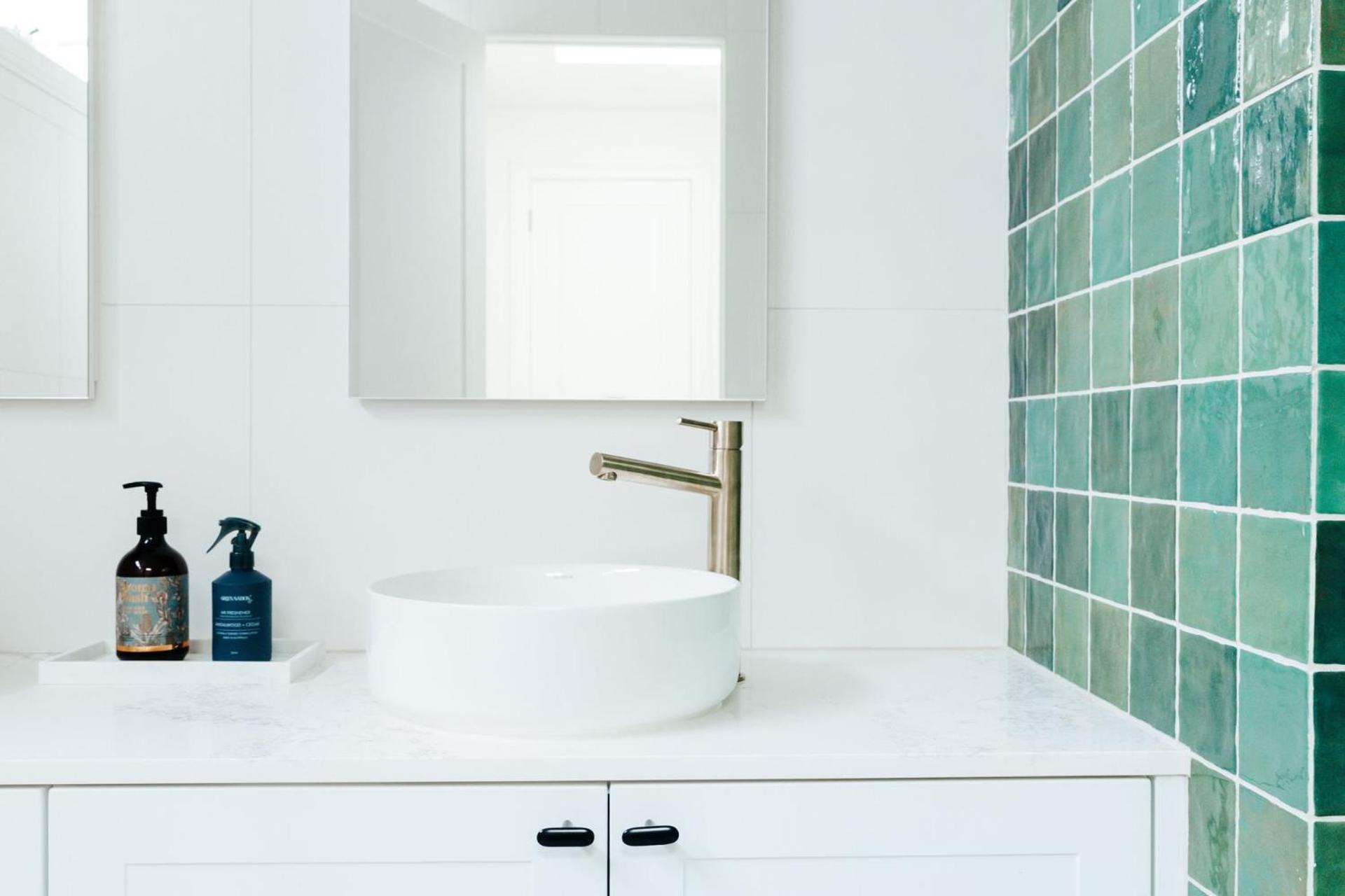 Dorothea- stylishly designed home in Trentham