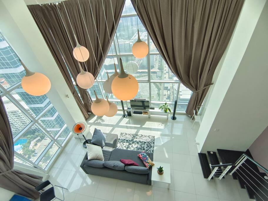 Maritime Suite Penang - City & Sea view photo 4