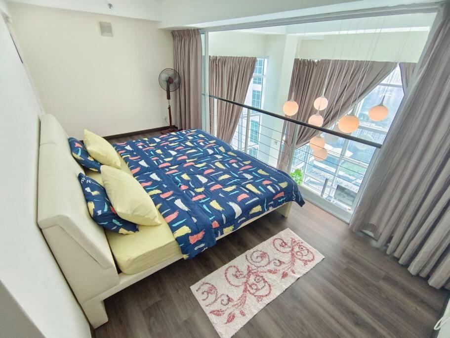 Maritime Suite Penang - City & Sea view view 2