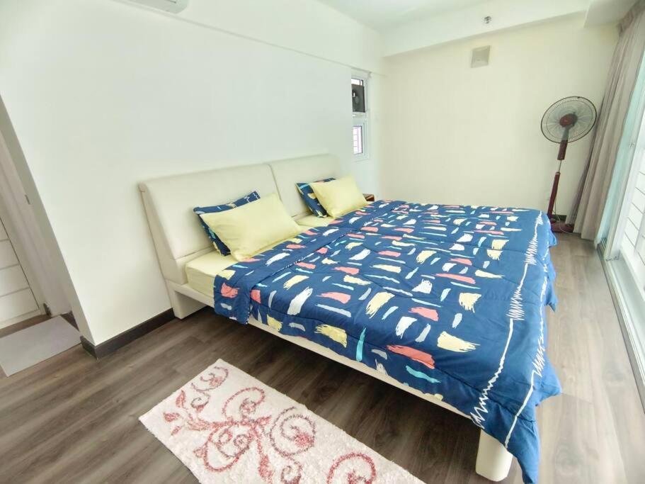 Maritime Suite Penang - City & Sea view view 5
