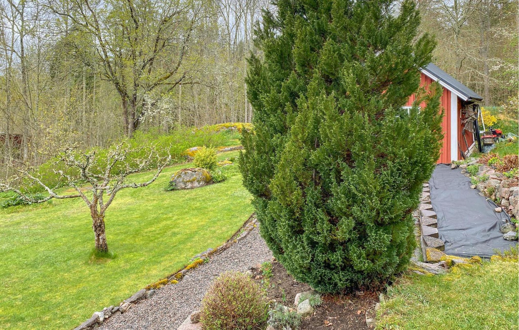 2 Bedroom Amazing Home In Odensvi view 2