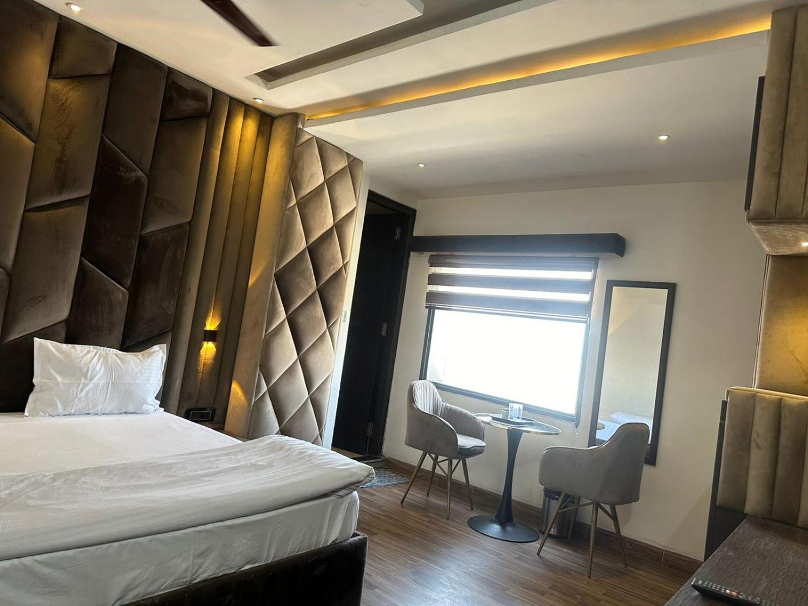 Hotel Kritika view 3