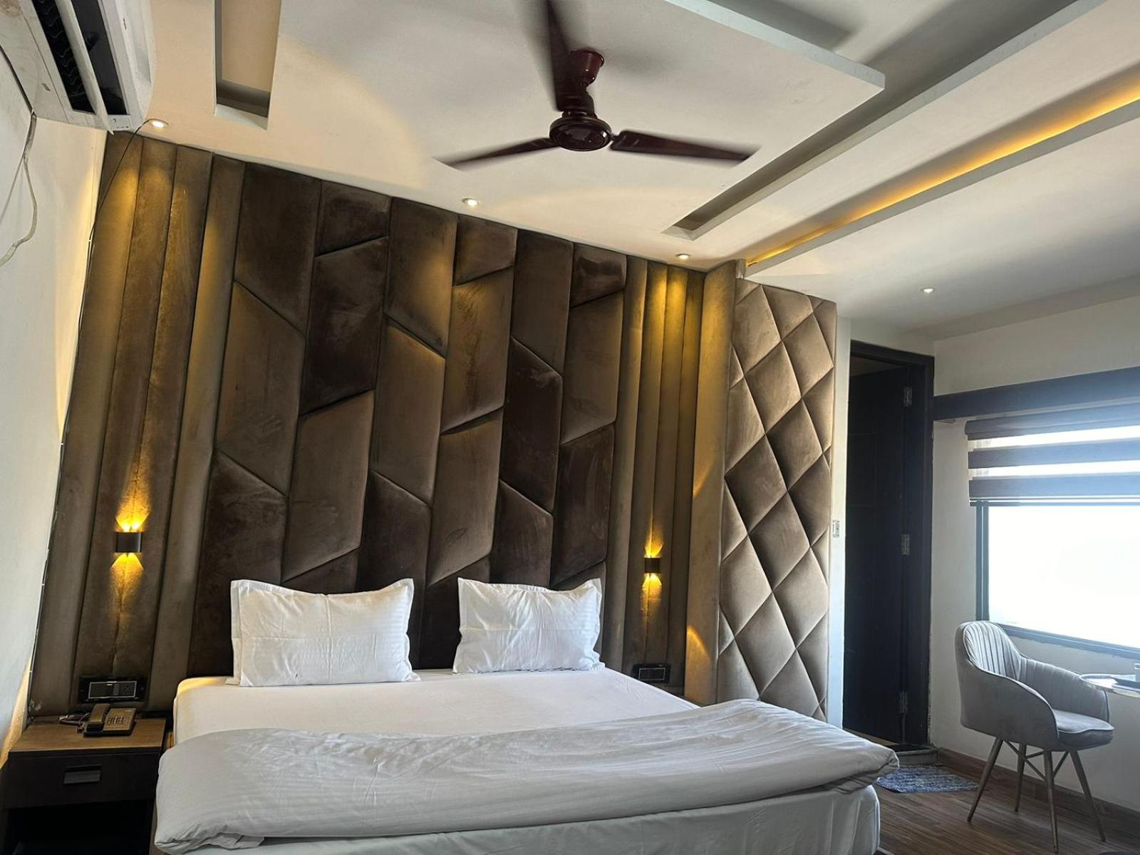 Hotel Kritika view 2
