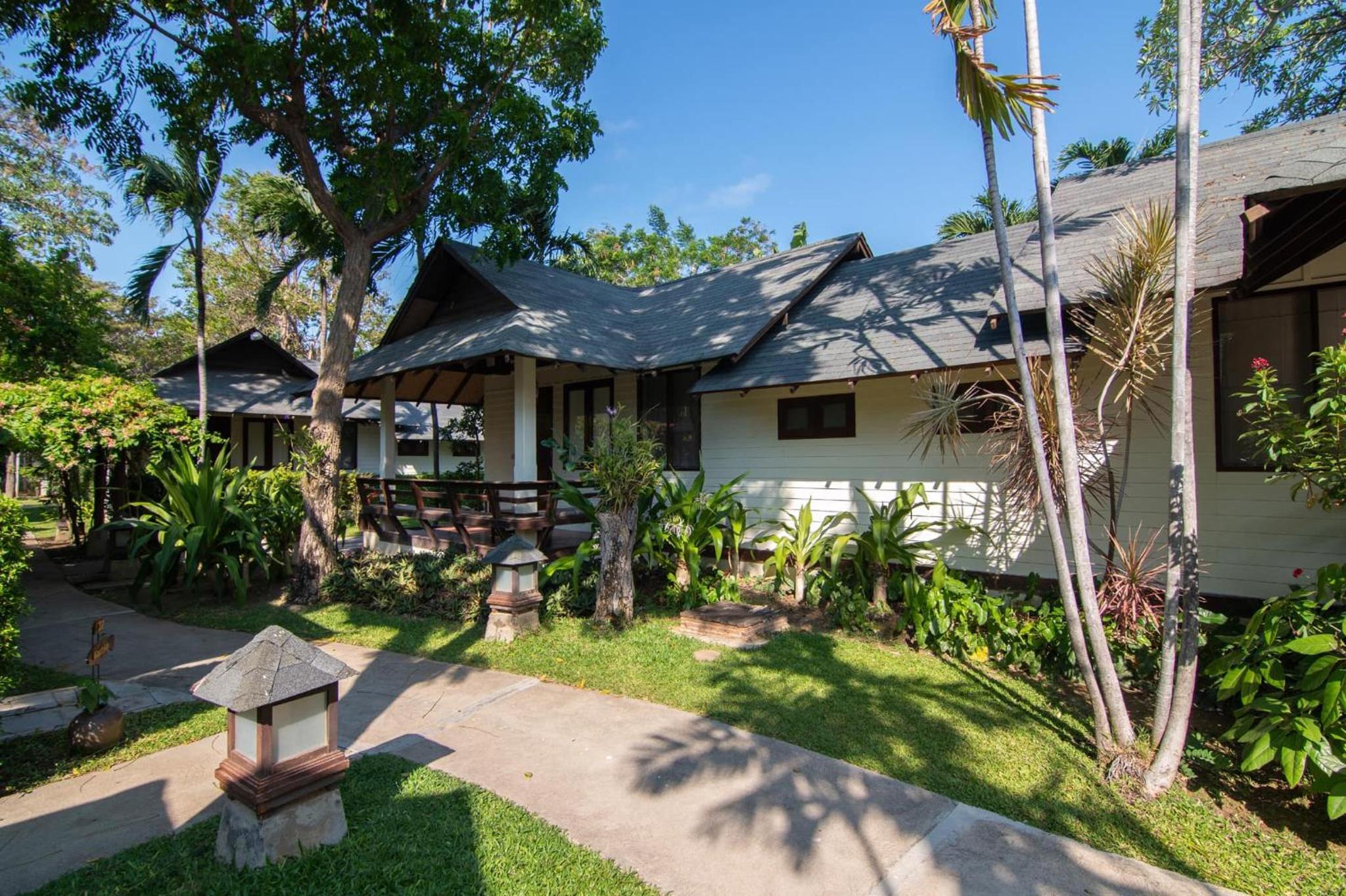 Hotel Fisherman's Resort Haad Chao Samran - Image 1