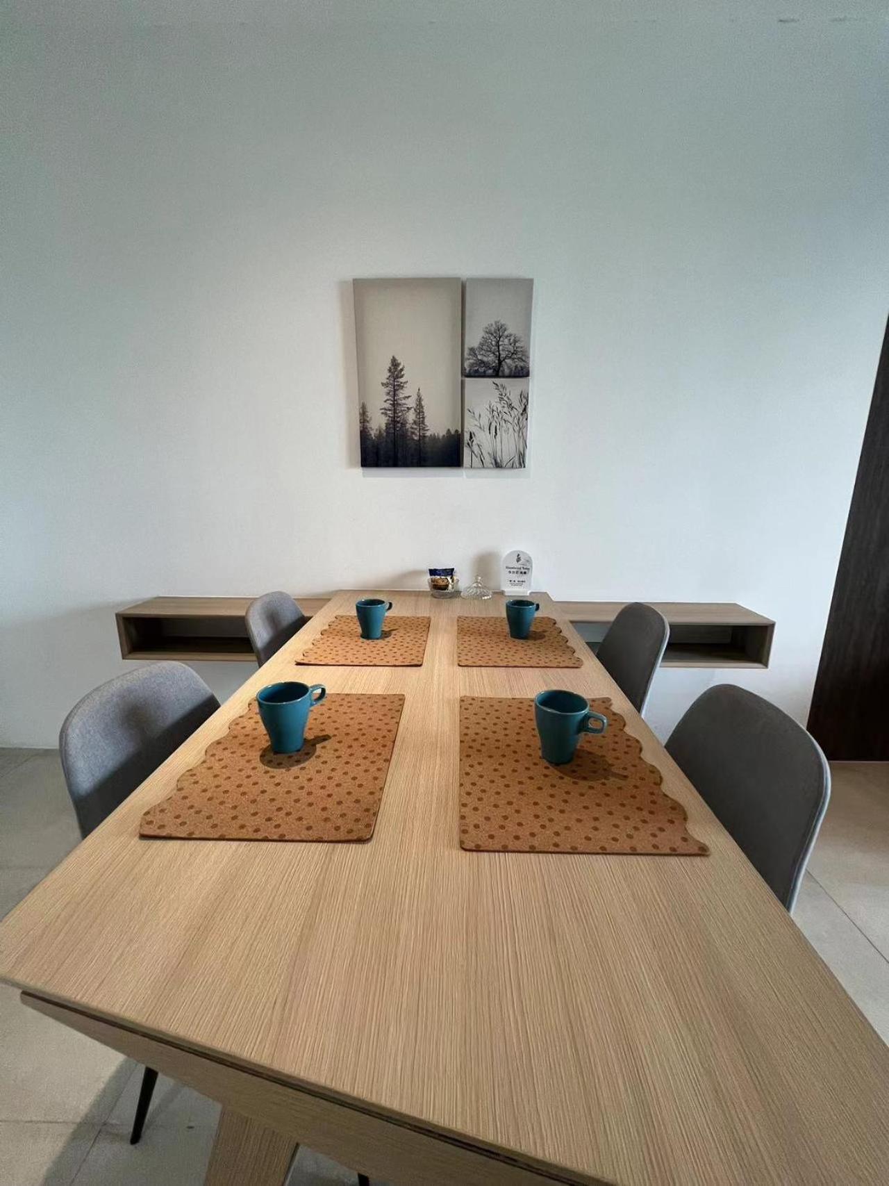 Lumi Tropicana of Home photo 3