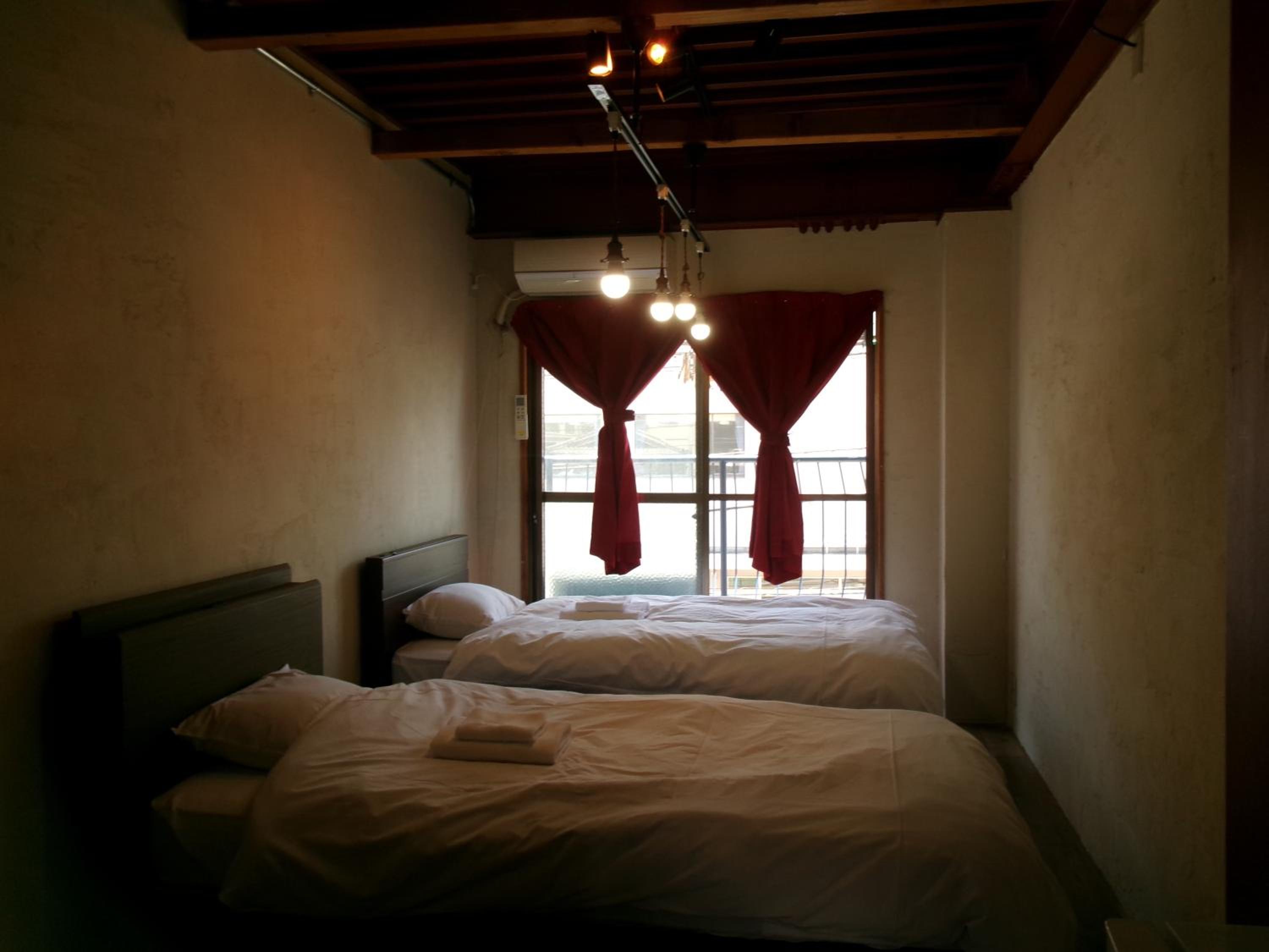 Lazy House