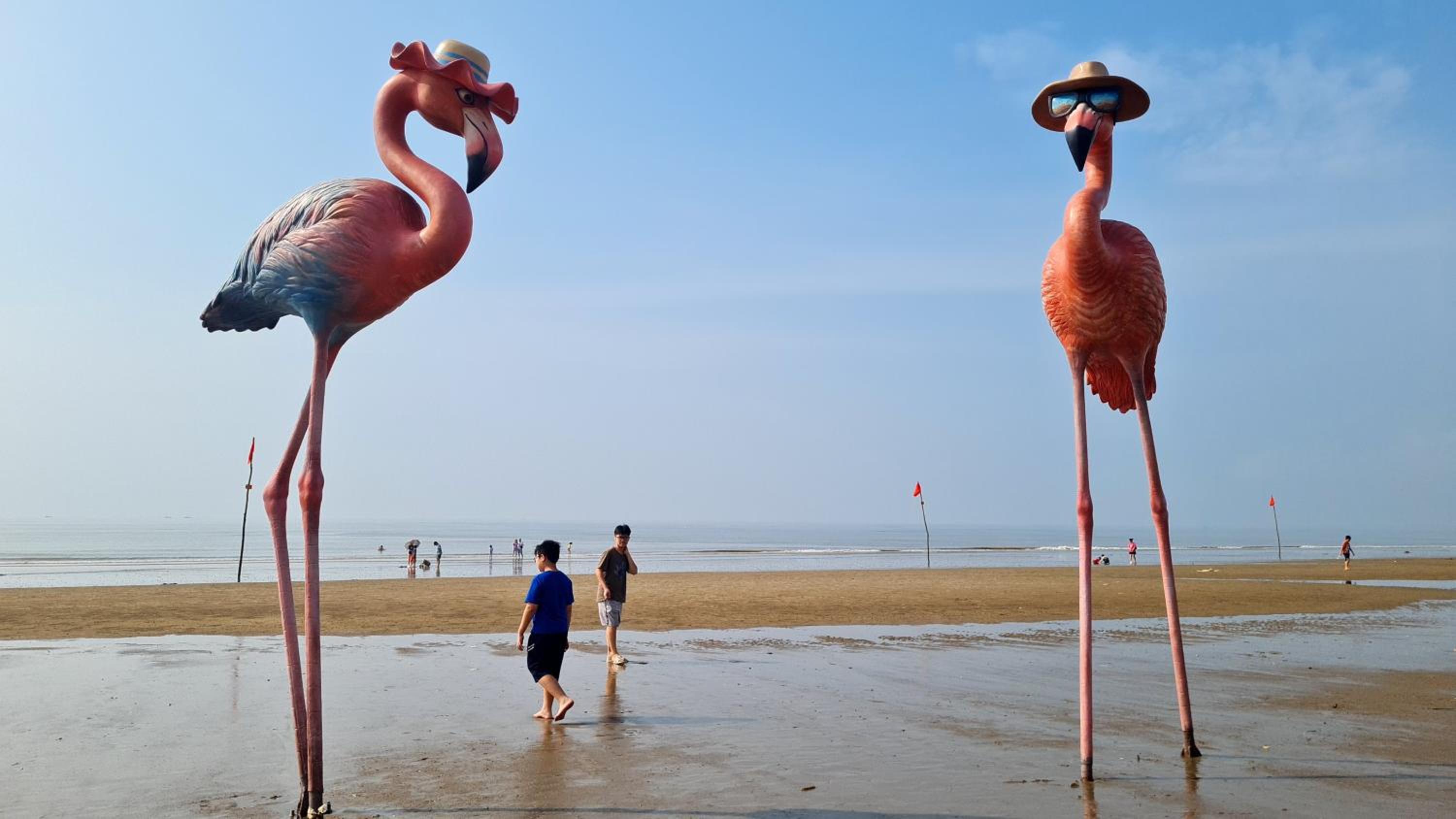 Rainbow House - Ibiza Flamingo Hải Tiến