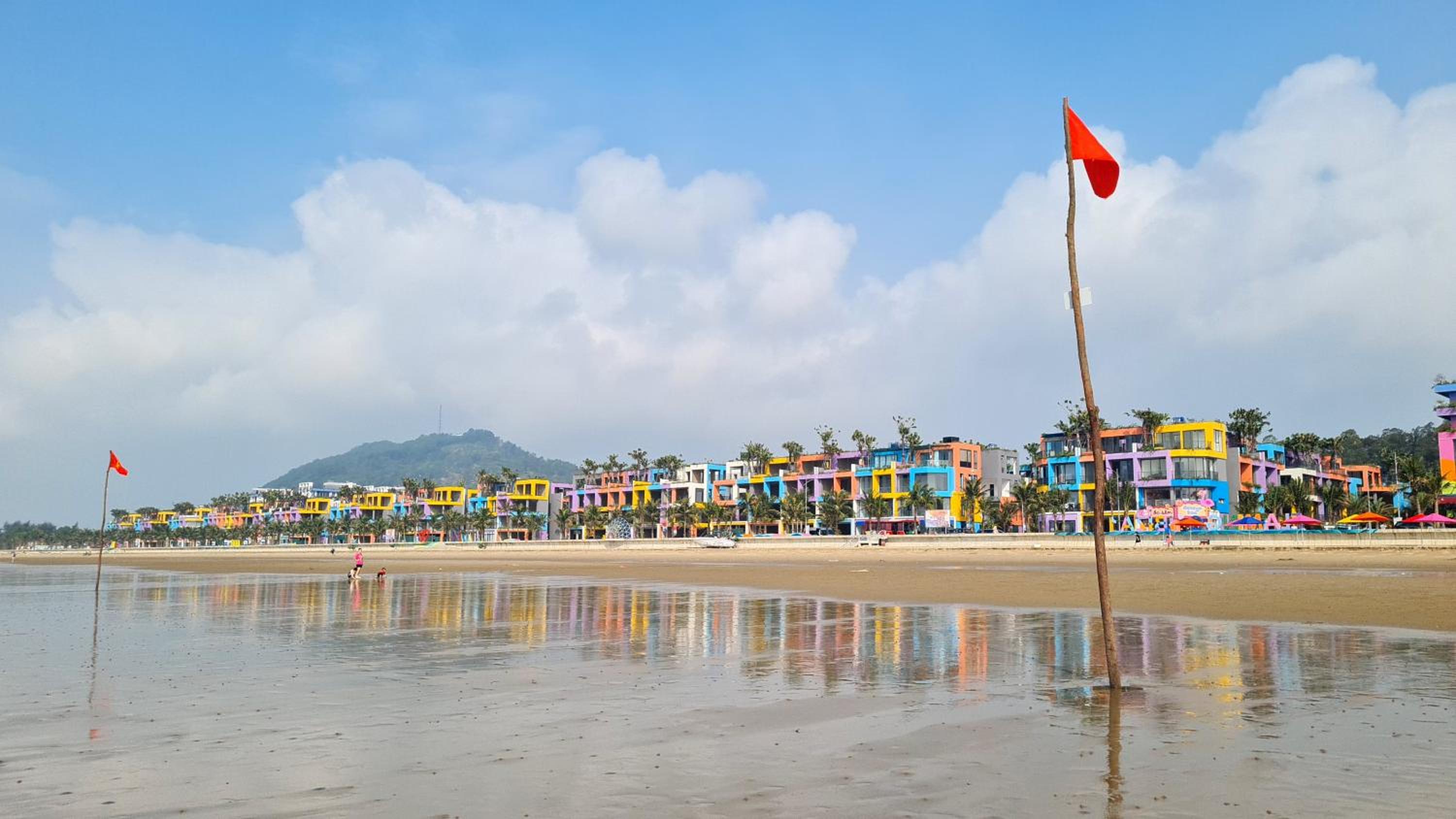 Rainbow House - Ibiza Flamingo Hải Tiến
