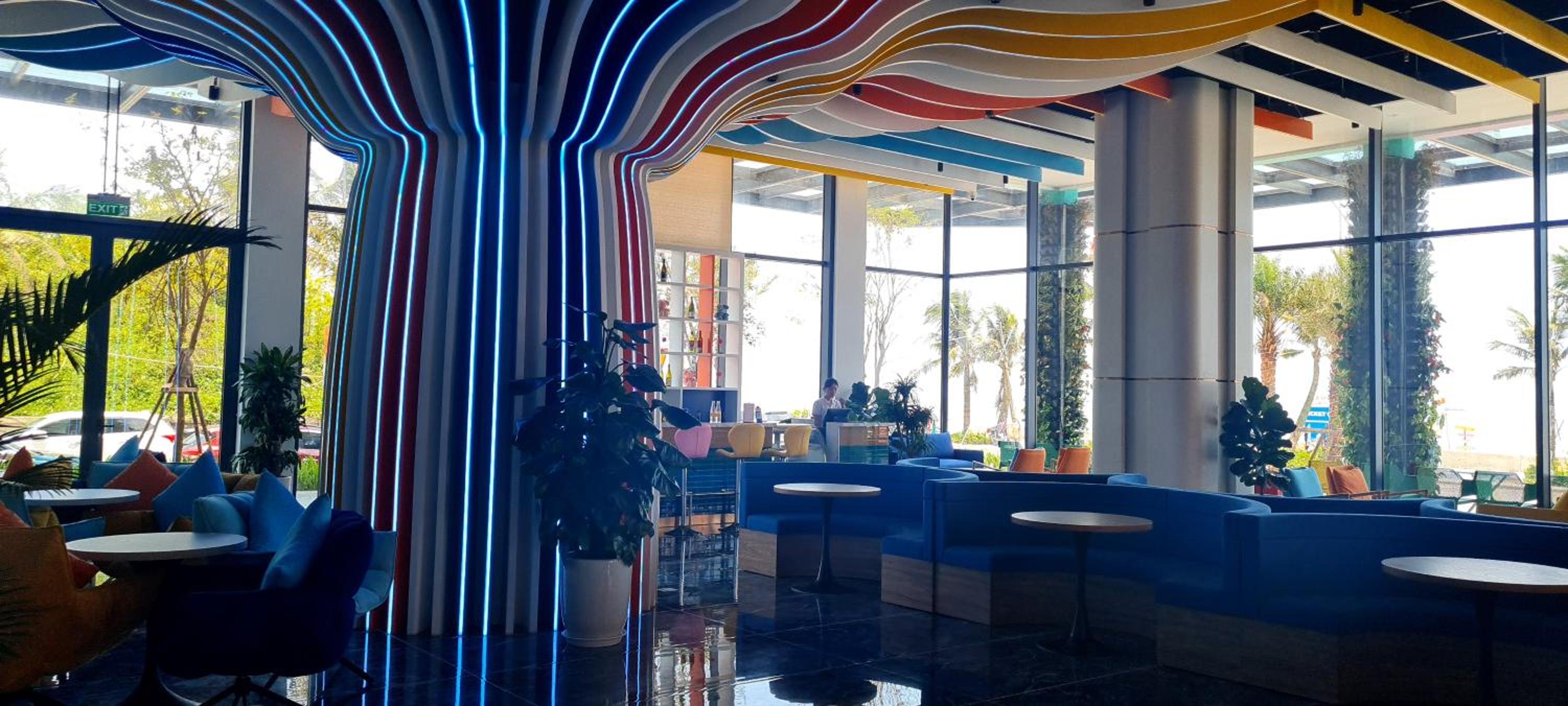 Rainbow House - Ibiza Flamingo Hải Tiến