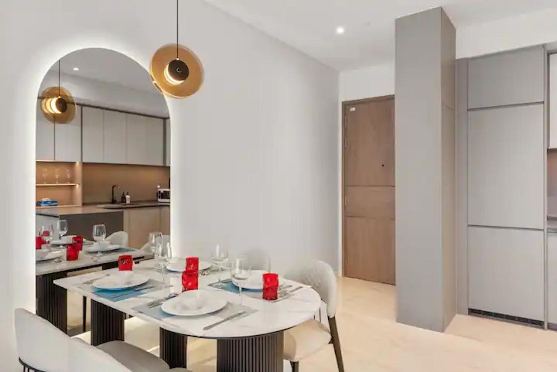 The Opera Apartment Cental Saigon Free Pool-Gym-Sauna Room- Golf Mini