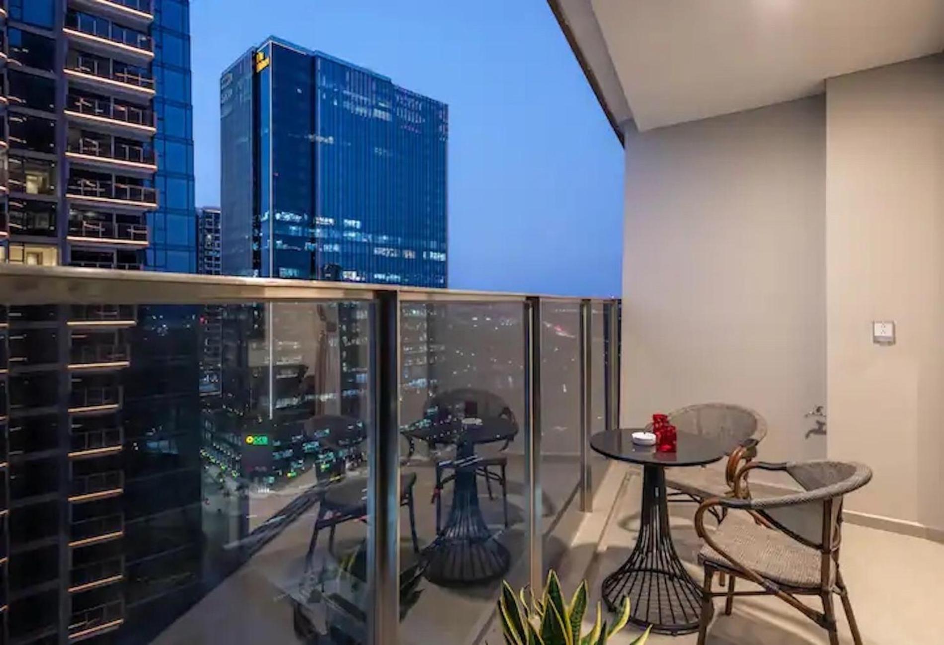 The Opera Apartment Cental Saigon Free Pool-Gym-Sauna Room- Golf Mini
