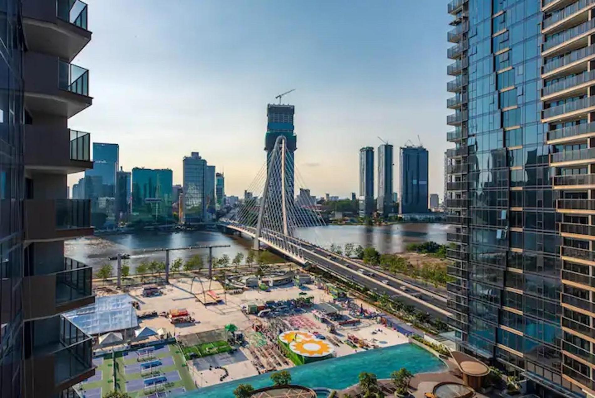 The Opera Apartment Cental Saigon Free Pool-Gym-Sauna Room- Golf Mini