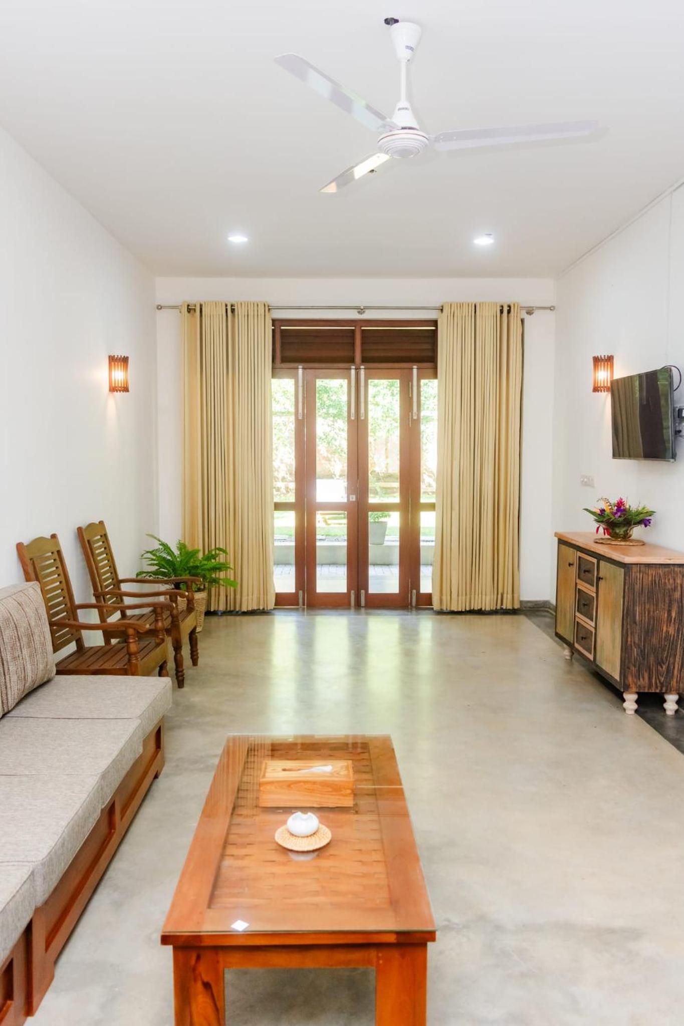 Villa Arana Bentota view 3