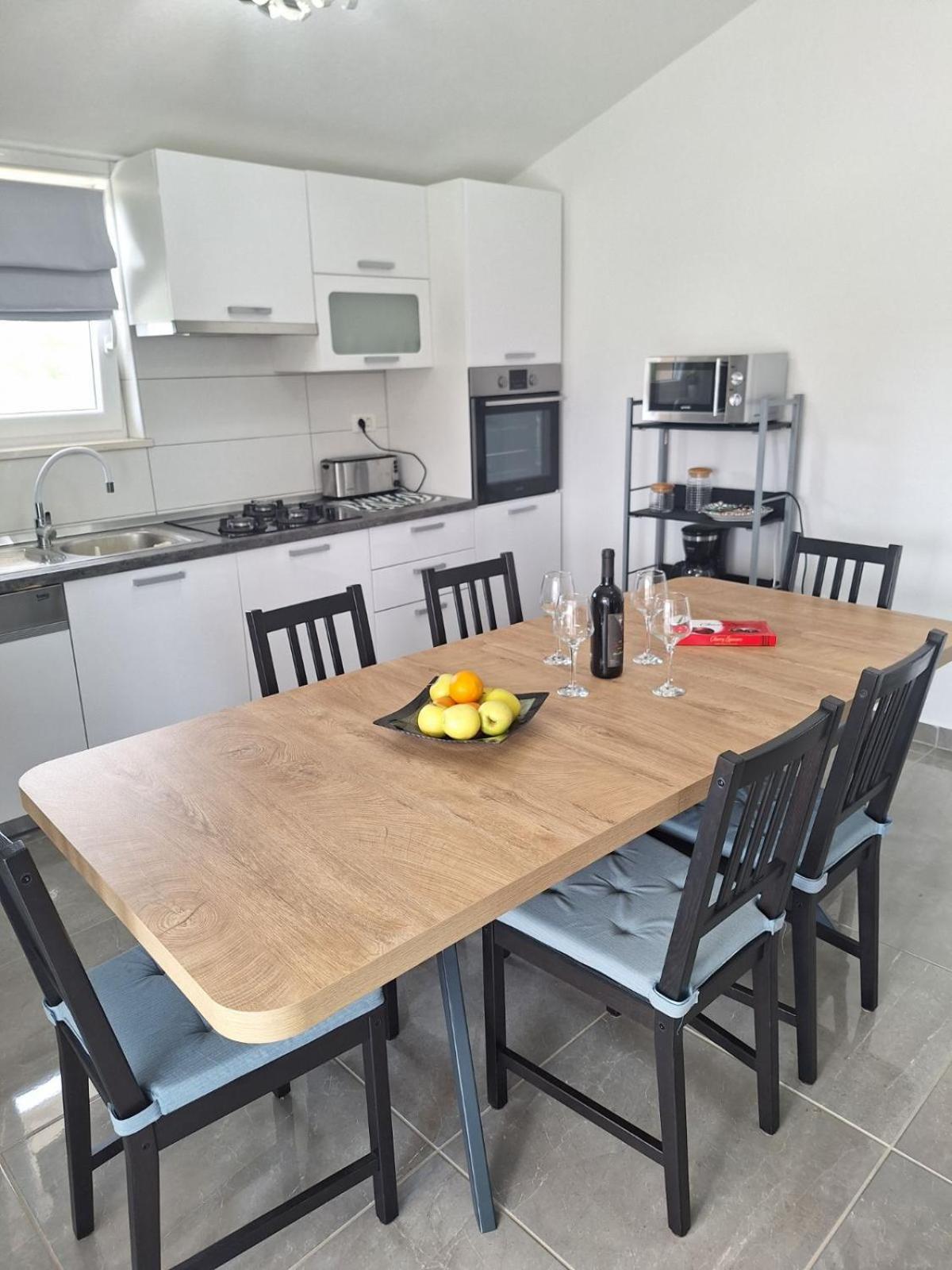 Apartmani Danica view 3