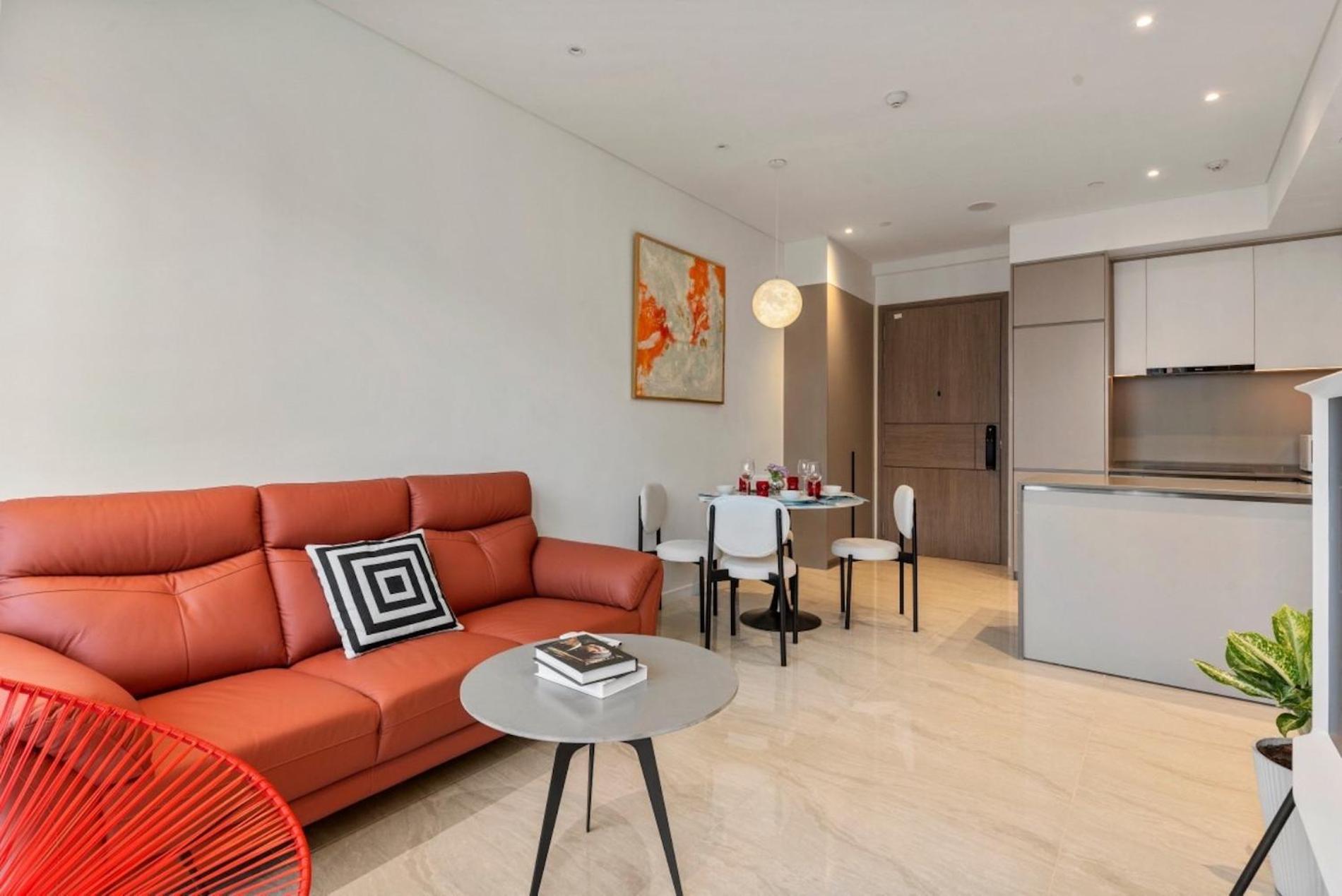 The Opera Apartment Cental Saigon Free Pool-Gym-Sauna Room- Golf Mini
