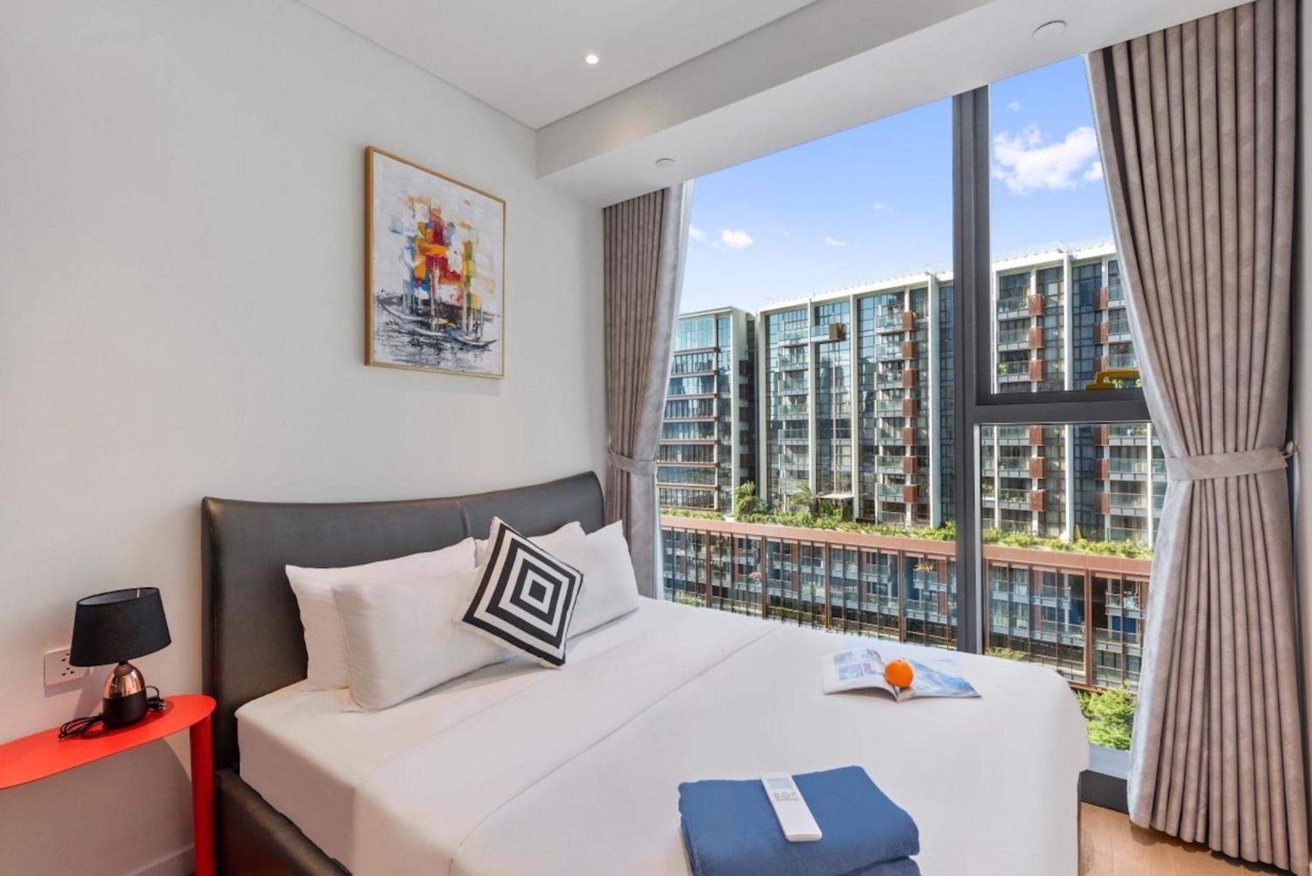 The Opera Apartment Cental Saigon Free Pool-Gym-Sauna Room- Golf Mini