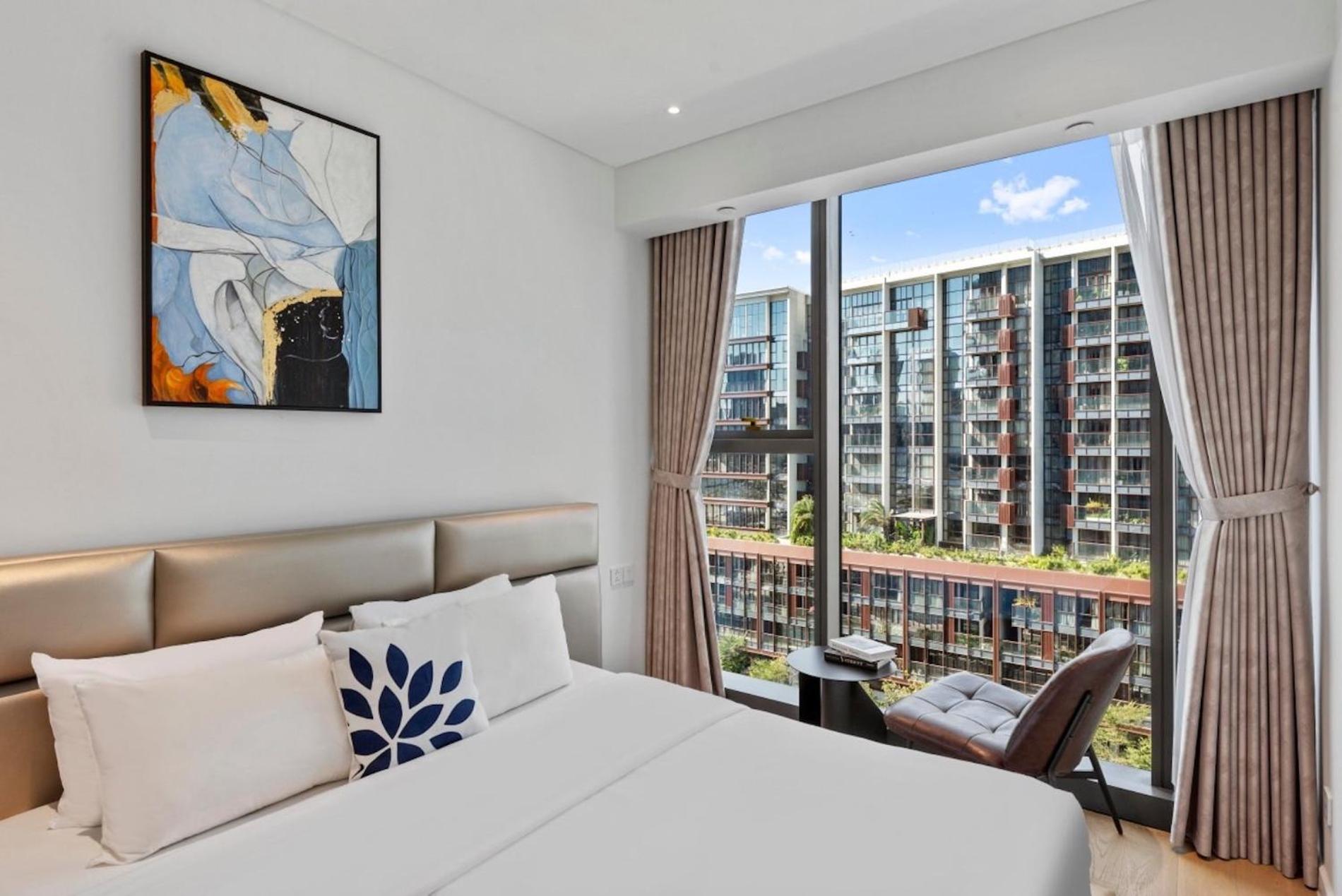 The Opera Apartment Cental Saigon Free Pool-Gym-Sauna Room- Golf Mini