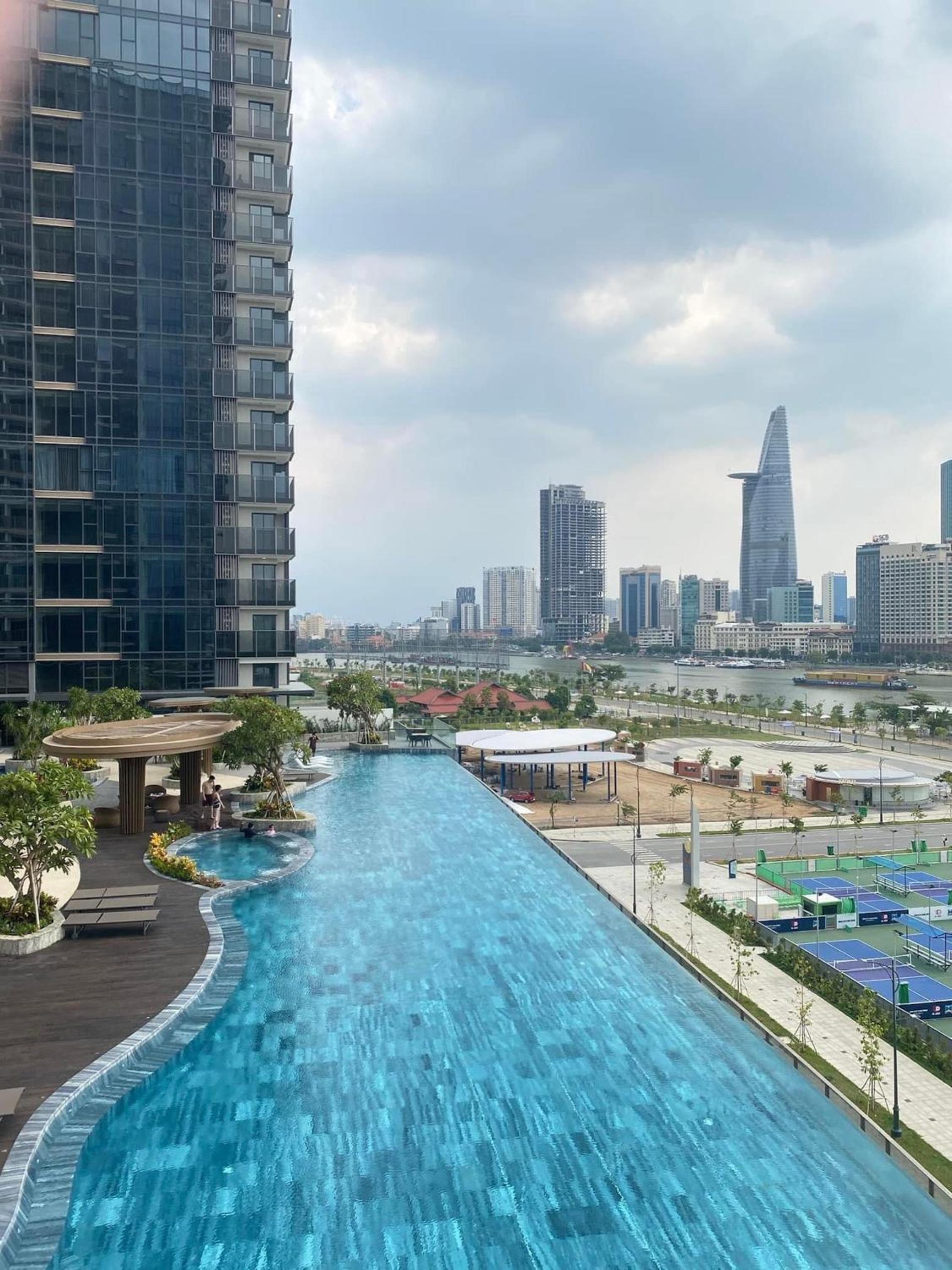 The Opera Apartment Cental Saigon Free Pool-Gym-Sauna Room- Golf Mini
