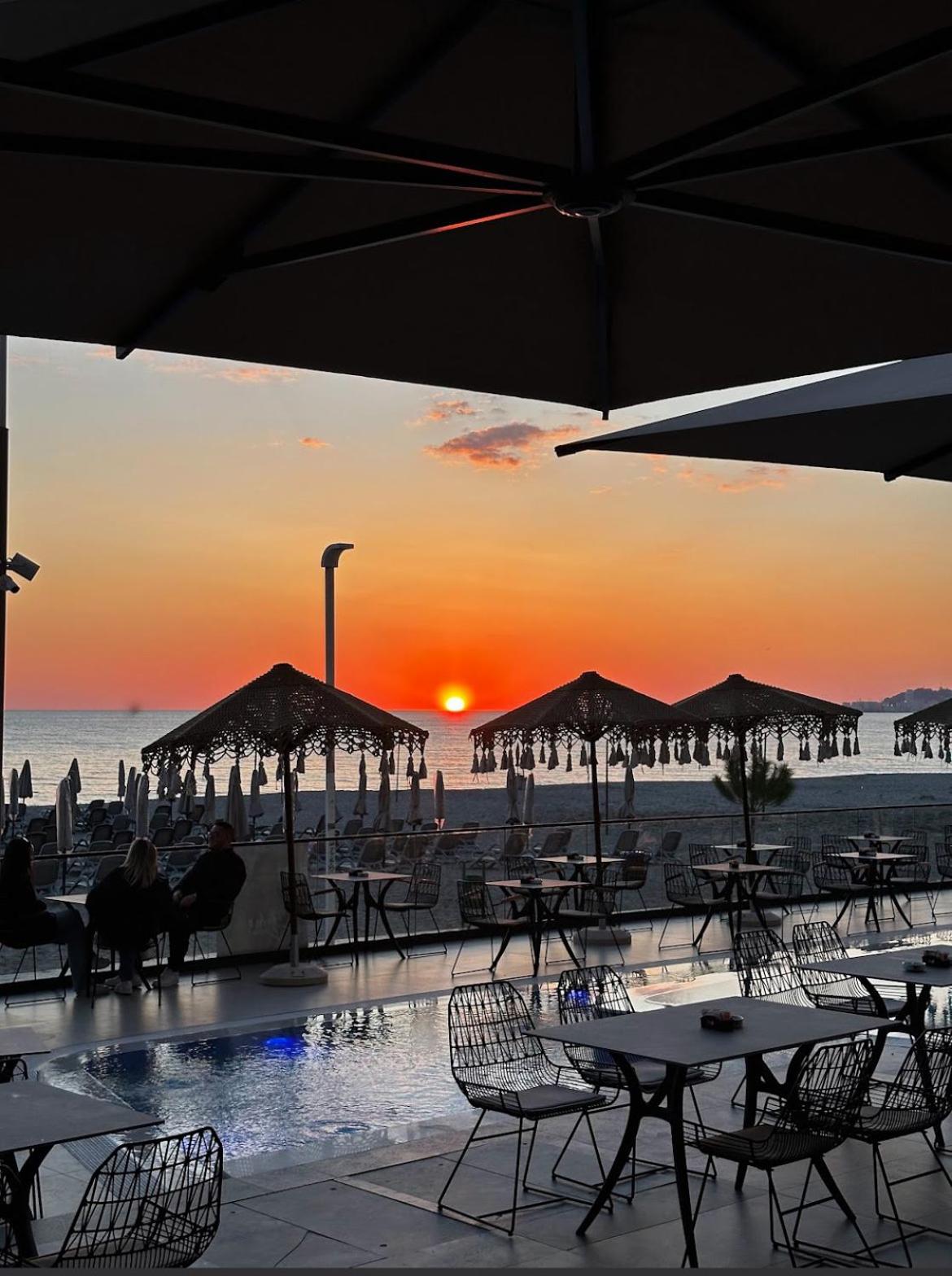 Dea Luxury Apartament Beach