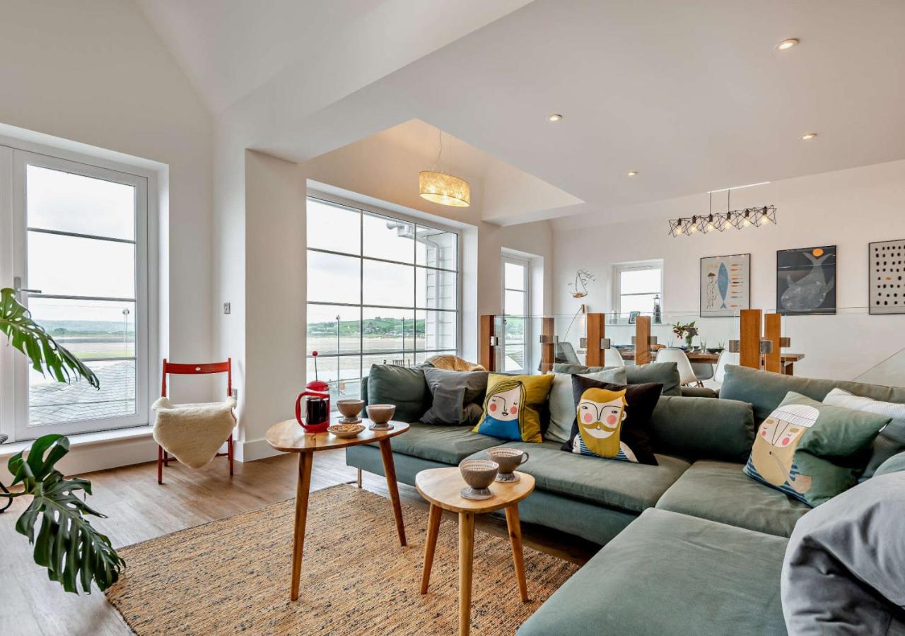 Two Rivers - Appledore view 4