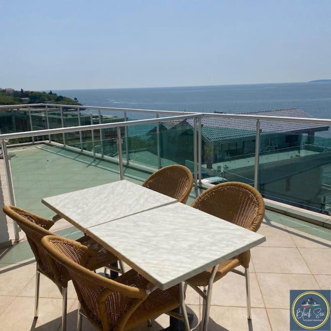 2 Bed Suite, Exclusive Sea Views