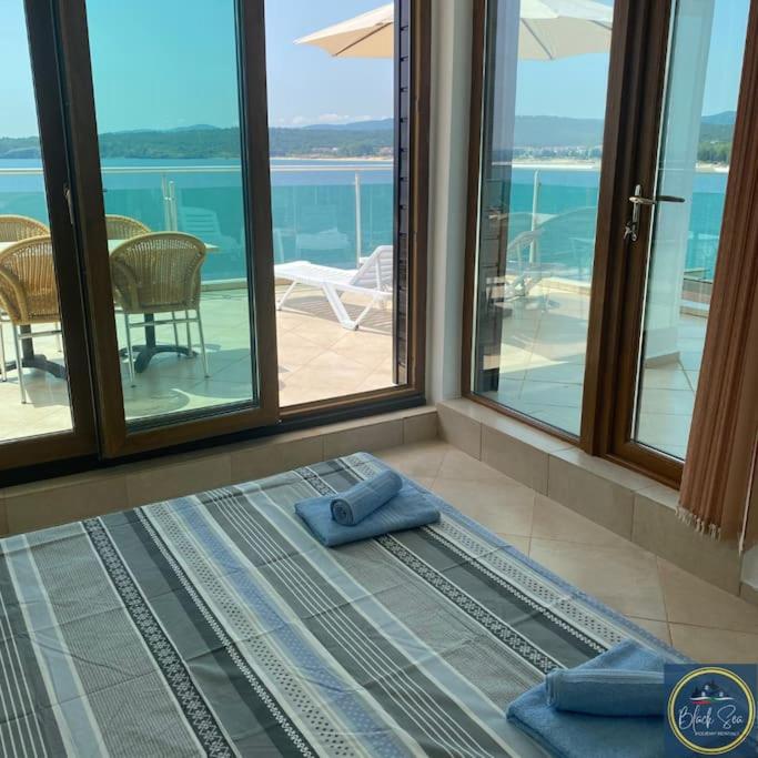 2 Bed Suite, Exclusive Sea Views