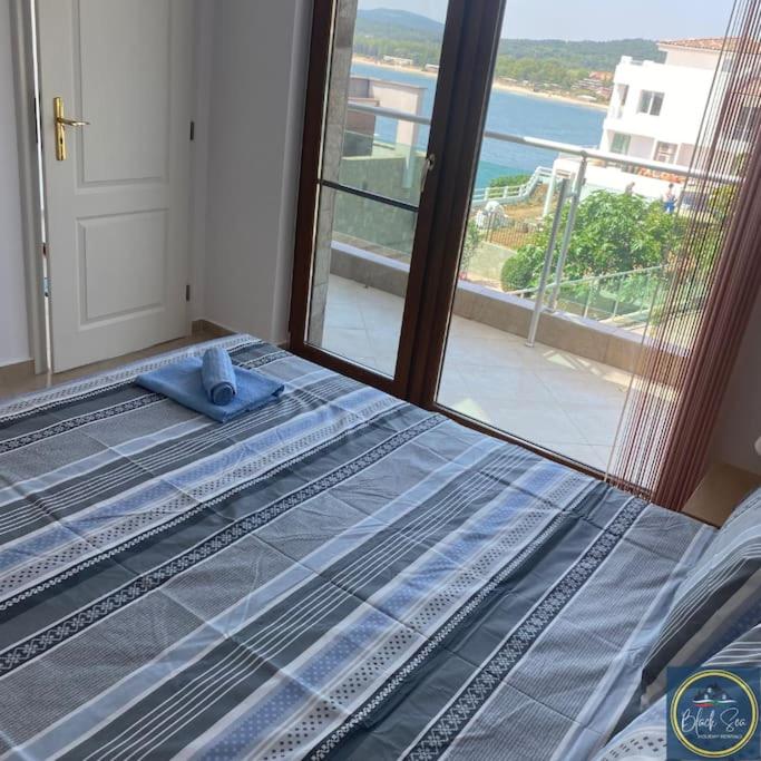 2 Bed Suite, Exclusive Sea Views