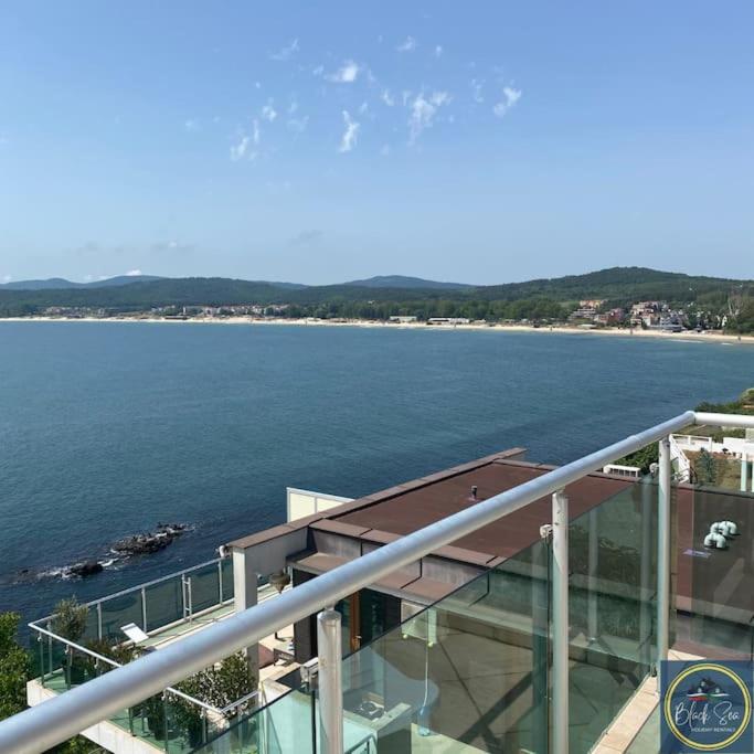 2 Bed Suite, Exclusive Sea Views