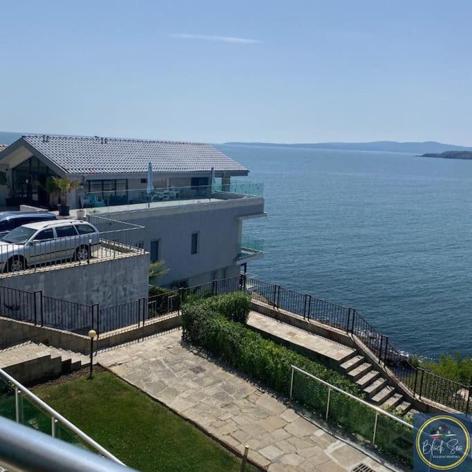 2 Bed Suite, Exclusive Sea Views