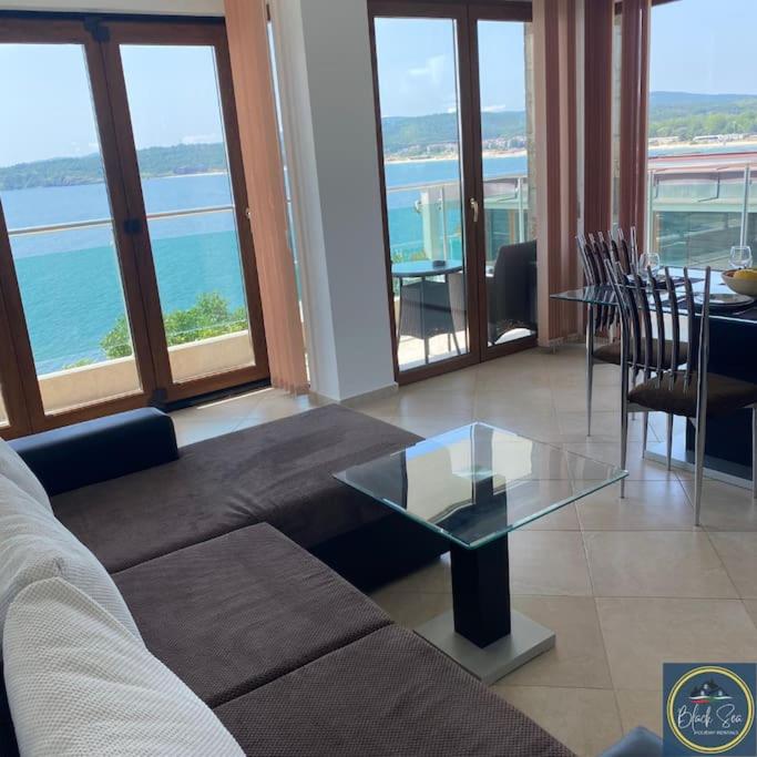 2 Bed Suite, Exclusive Sea Views