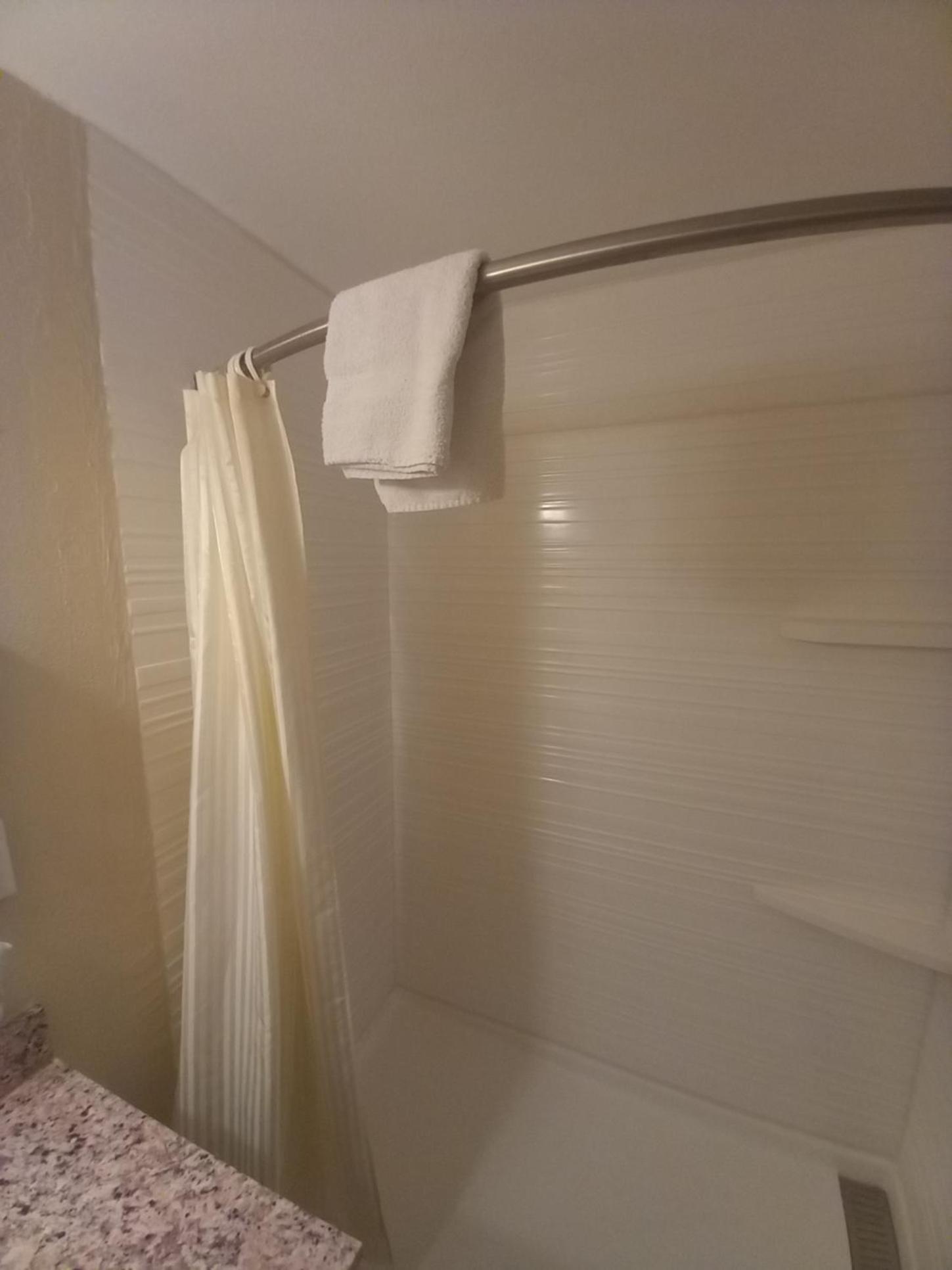 Klamath Falls Vacations - A-1 Budget Motel - Property Image 54