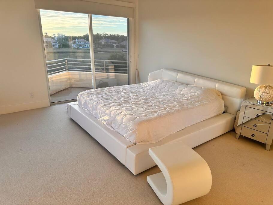 Be A Nomad l Contemporary Palace