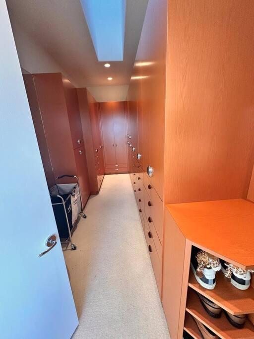Be A Nomad l Contemporary Palace