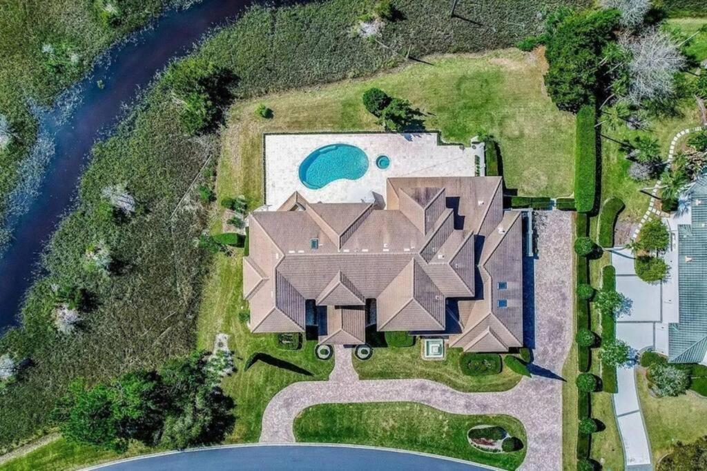 Be A Nomad l Contemporary Palace